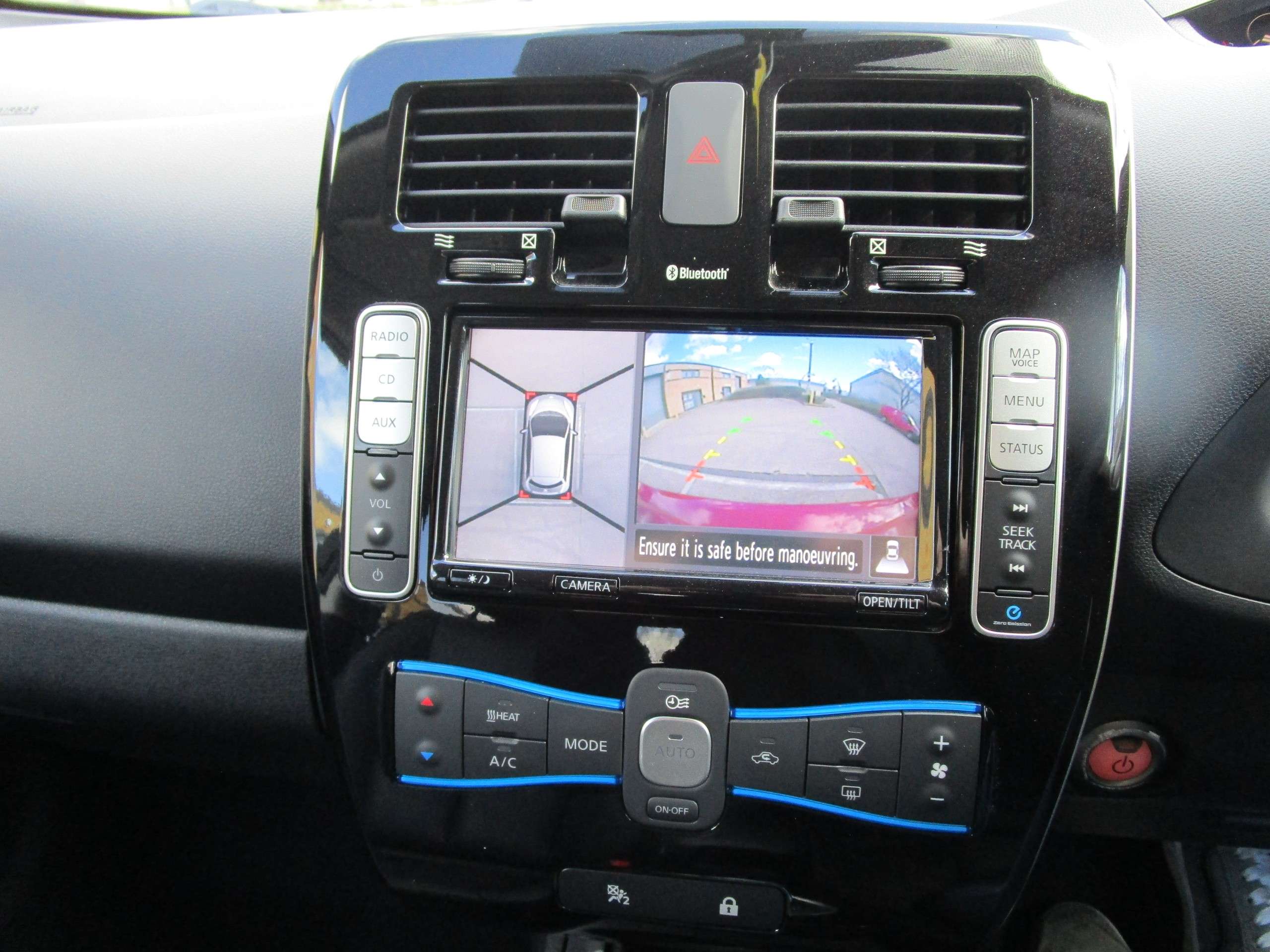 2017 NISSAN LEAF 2017 NISSAN LEAF