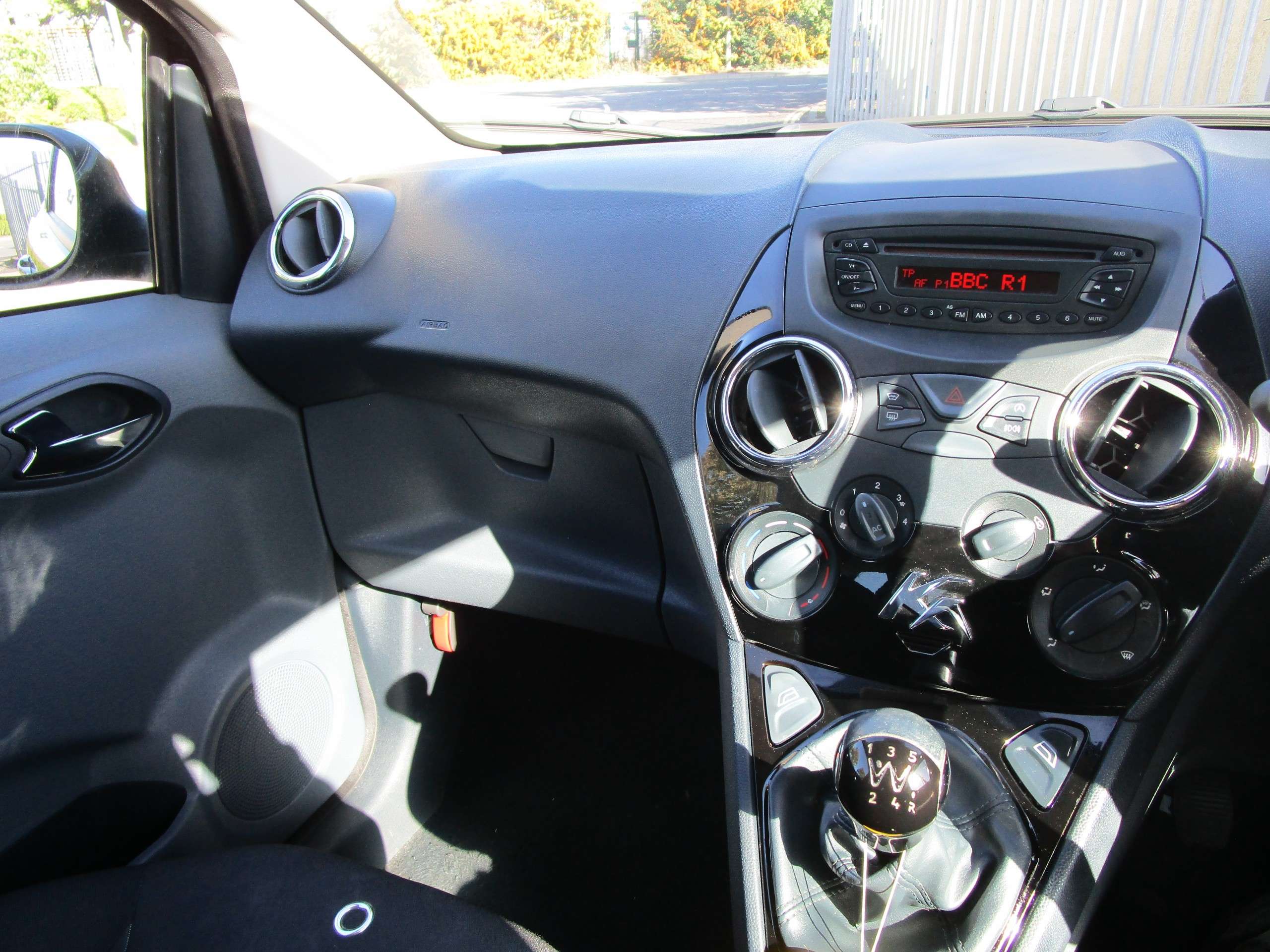 2012 FORD KA 2012 FORD KA