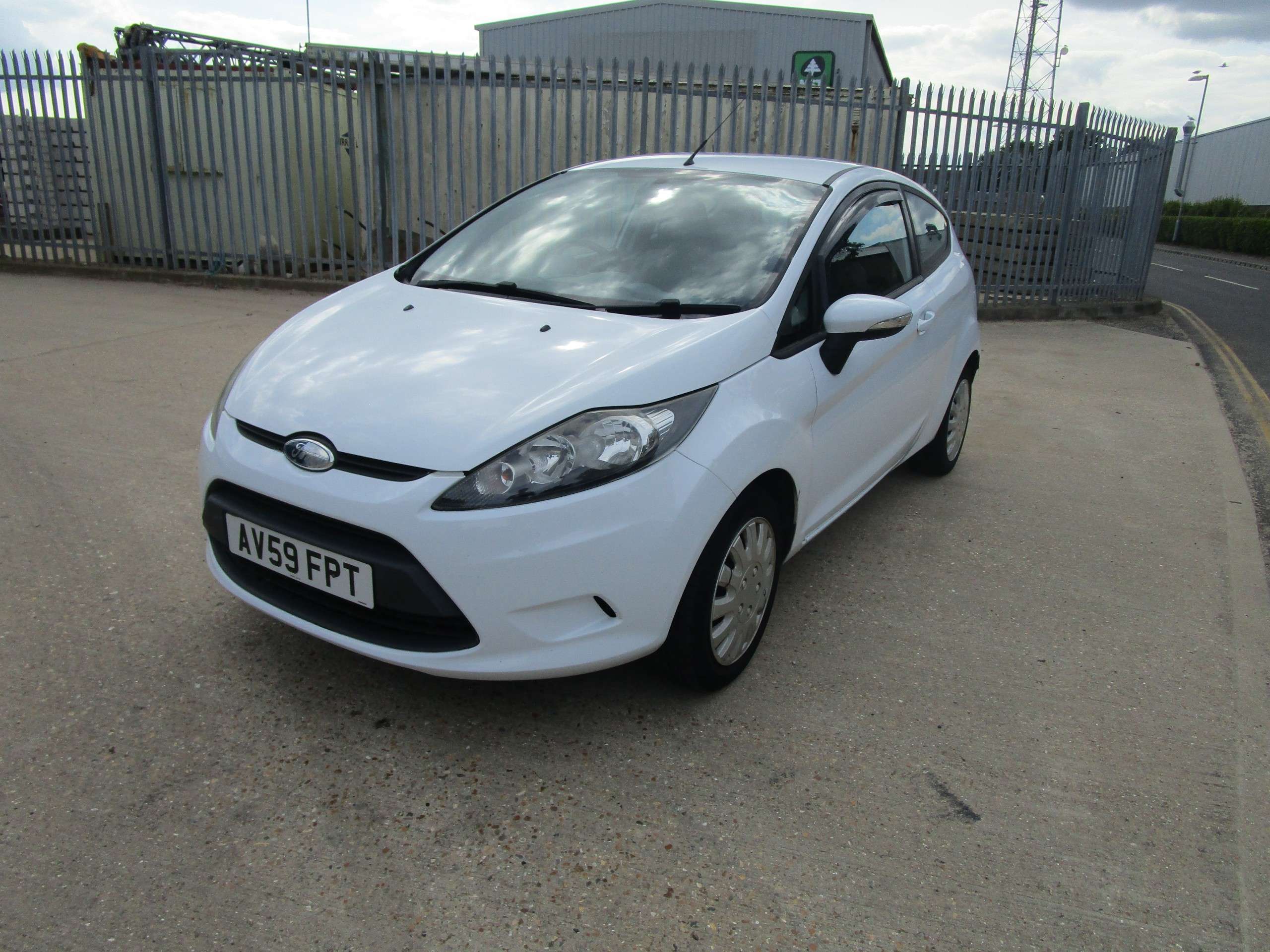 A 2009 FORD FIESTA STYLE PLUS TDCI 3-Door (20 Road Tax) A 2009 FORD FIESTA STYLE PLUS TDCI 3-Door (20 Road Tax)