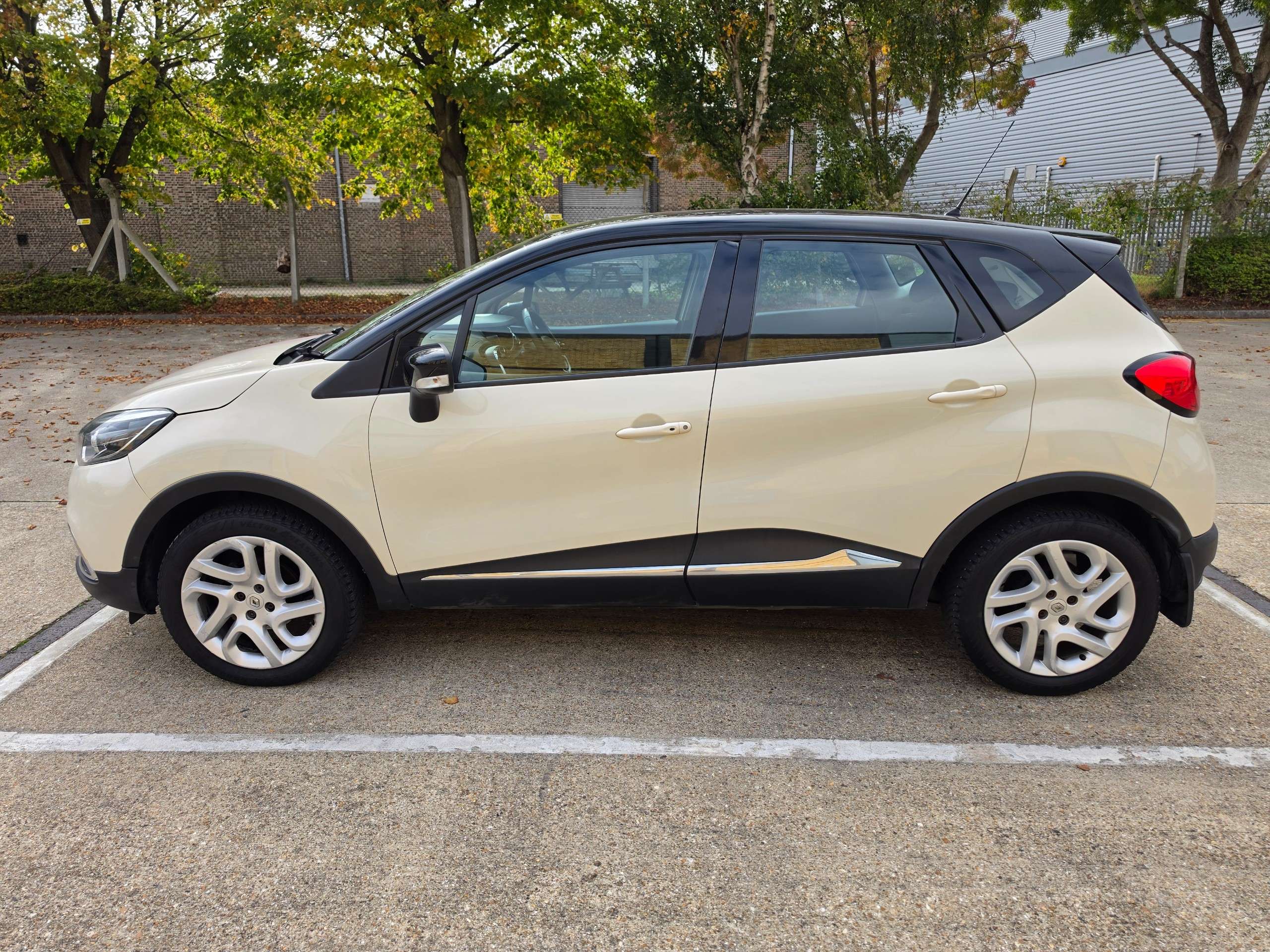 2015 RENAULT CAPTUR 2015 RENAULT CAPTUR