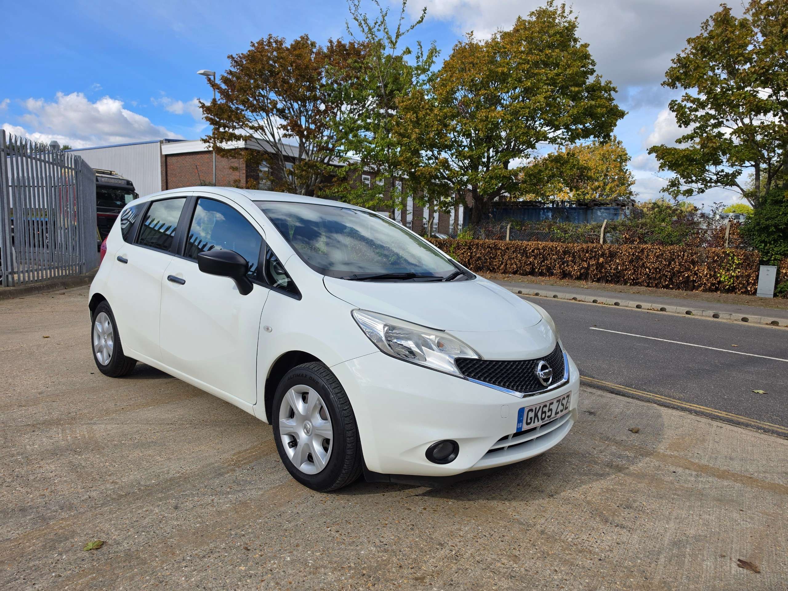 A 2015 NISSAN NOTE 1.5 dCi Visia Hatchback 5dr Diesel Manual Euro 5 (s/s) (90 ps) A 2015 NISSAN NOTE 1.5 dCi Visia Hatchback 5dr Diesel Manual Euro 5 (s/s) (90 ps)