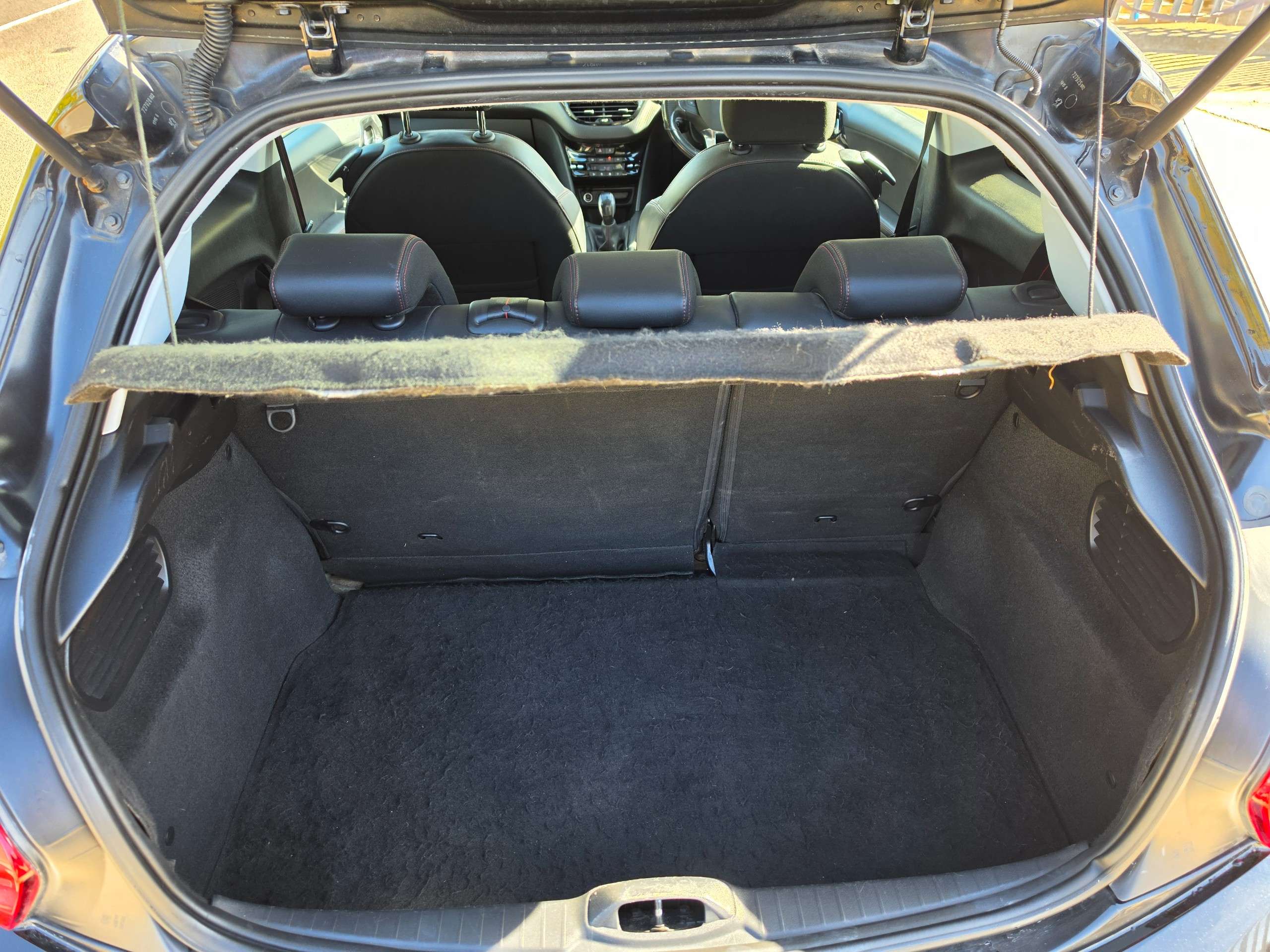2015 PEUGEOT 208 2015 PEUGEOT 208