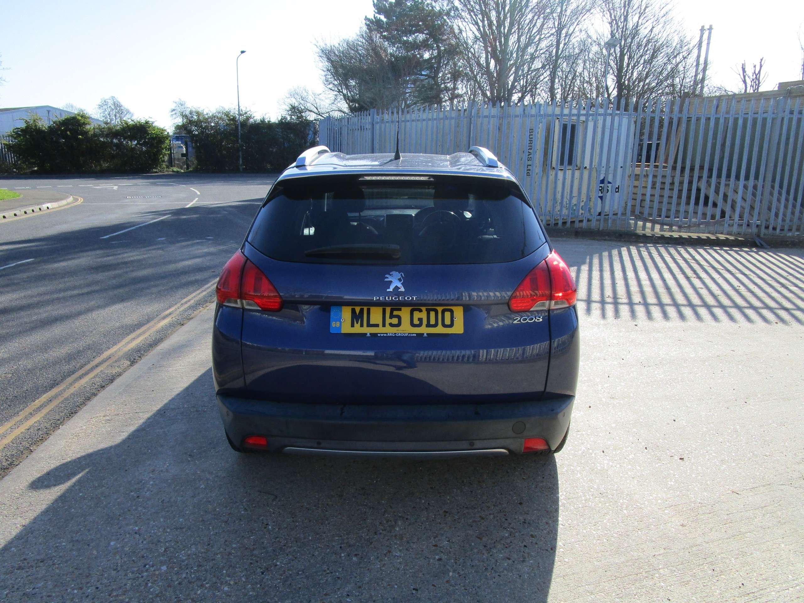 2015 PEUGEOT 2008 2015 PEUGEOT 2008