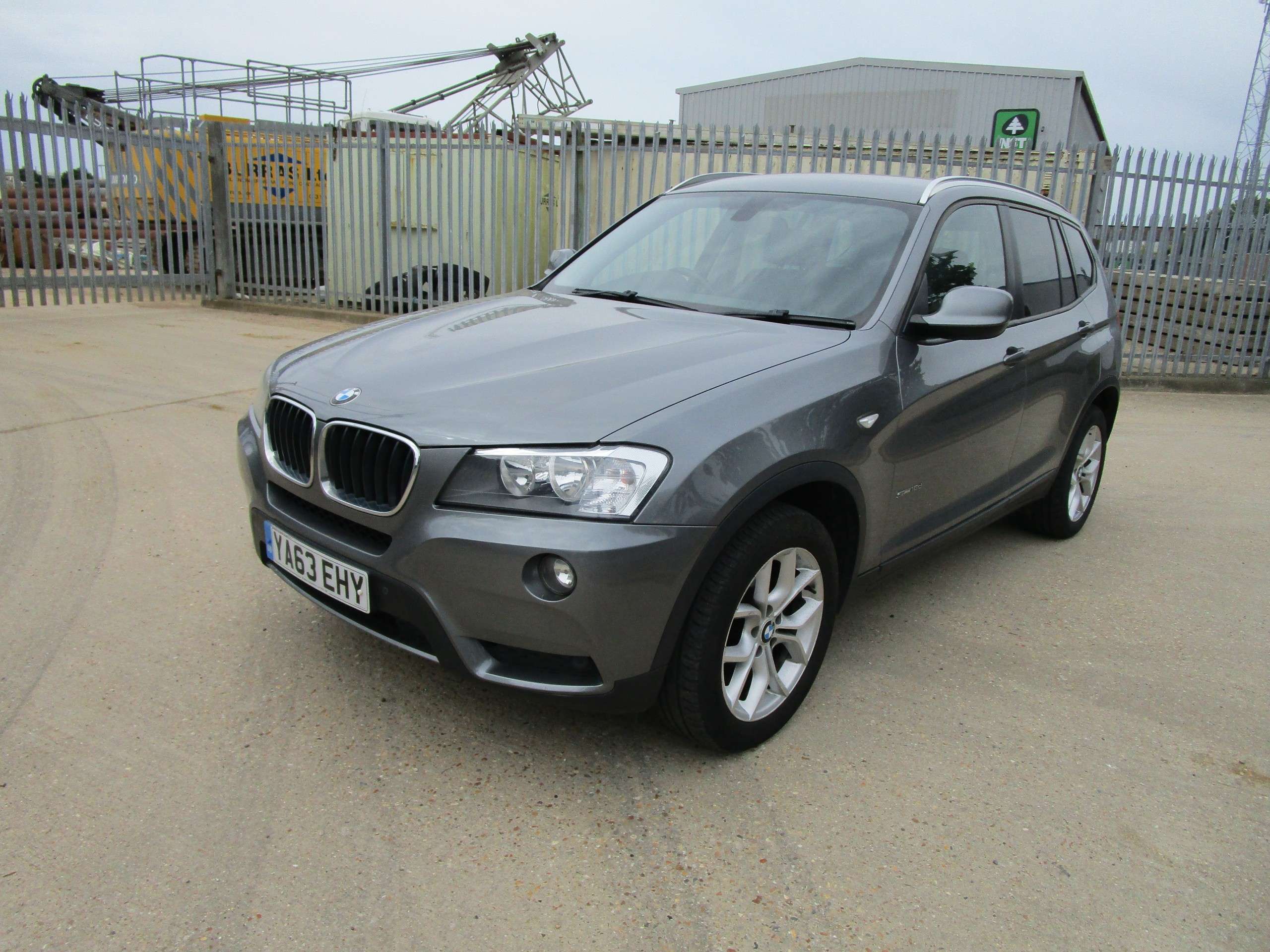 A 2014 BMW X3 2.0 18d SE SUV 5dr Diesel Auto sDrive Euro 5 (s/s) (143 ps) A 2014 BMW X3 2.0 18d SE SUV 5dr Diesel Auto sDrive Euro 5 (s/s) (143 ps)
