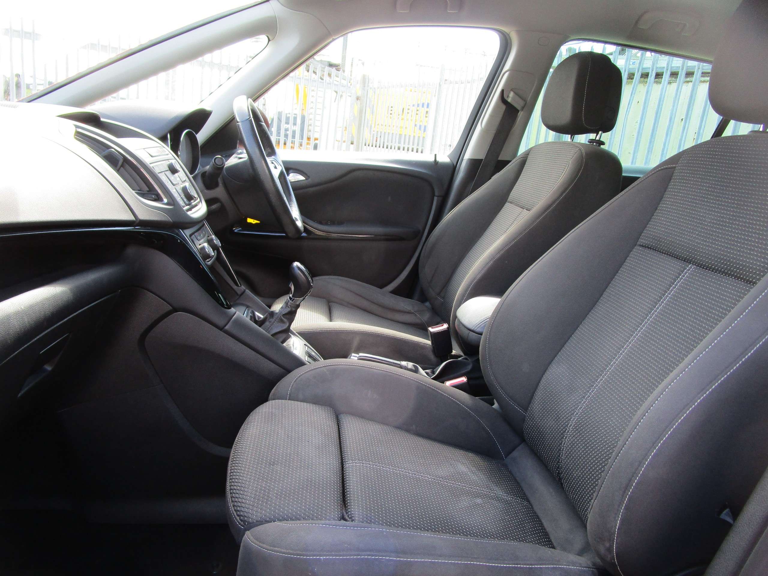 2016 VAUXHALL ZAFIRA TOURER 2016 VAUXHALL ZAFIRA TOURER