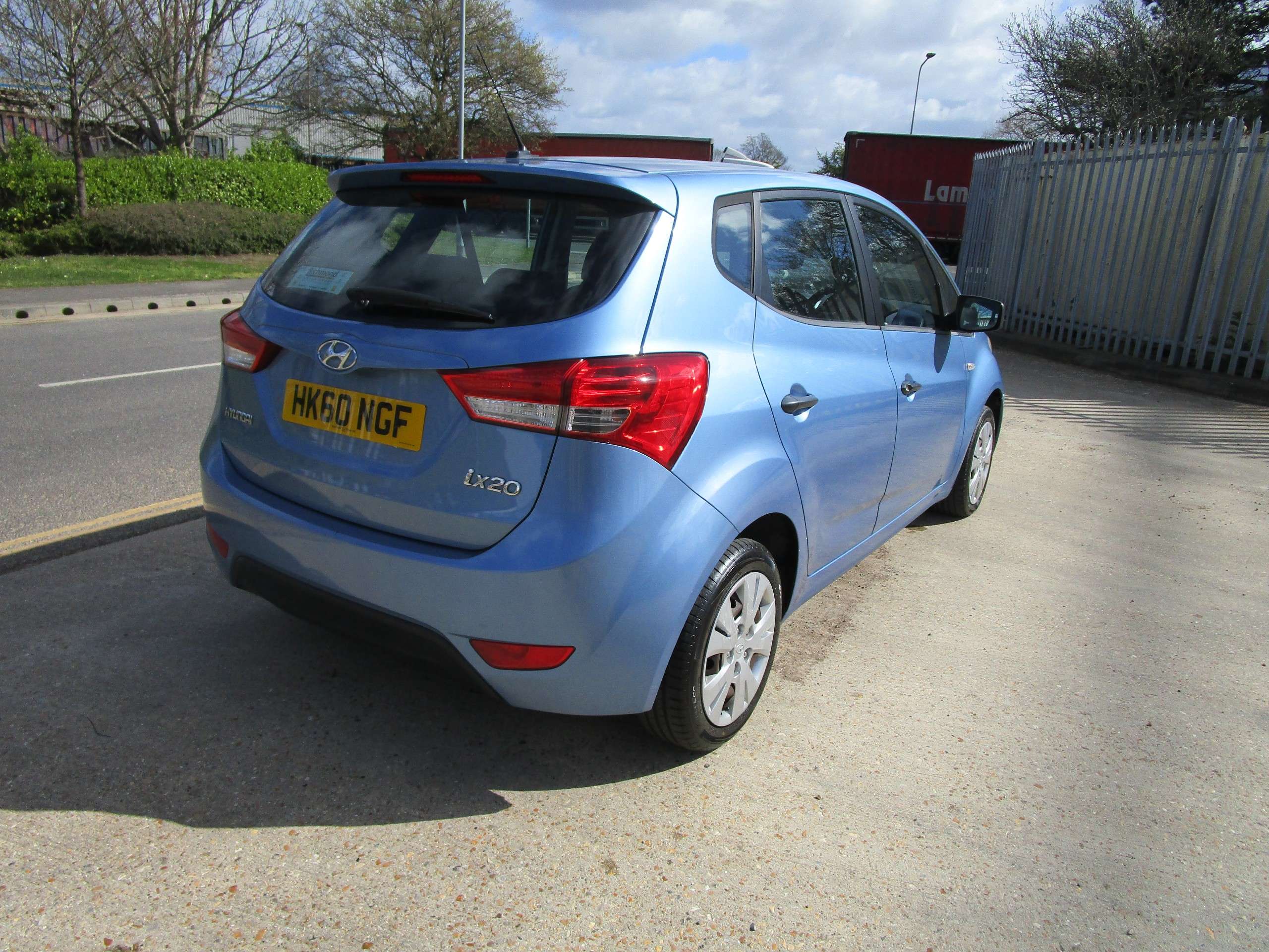 A 2011 HYUNDAI IX20 1.4 Classic Hatchback 5dr Petrol Manual Euro 5 (s/s) (90 bhp) A 2011 HYUNDAI IX20 1.4 Classic Hatchback 5dr Petrol Manual Euro 5 (s/s) (90 bhp)
