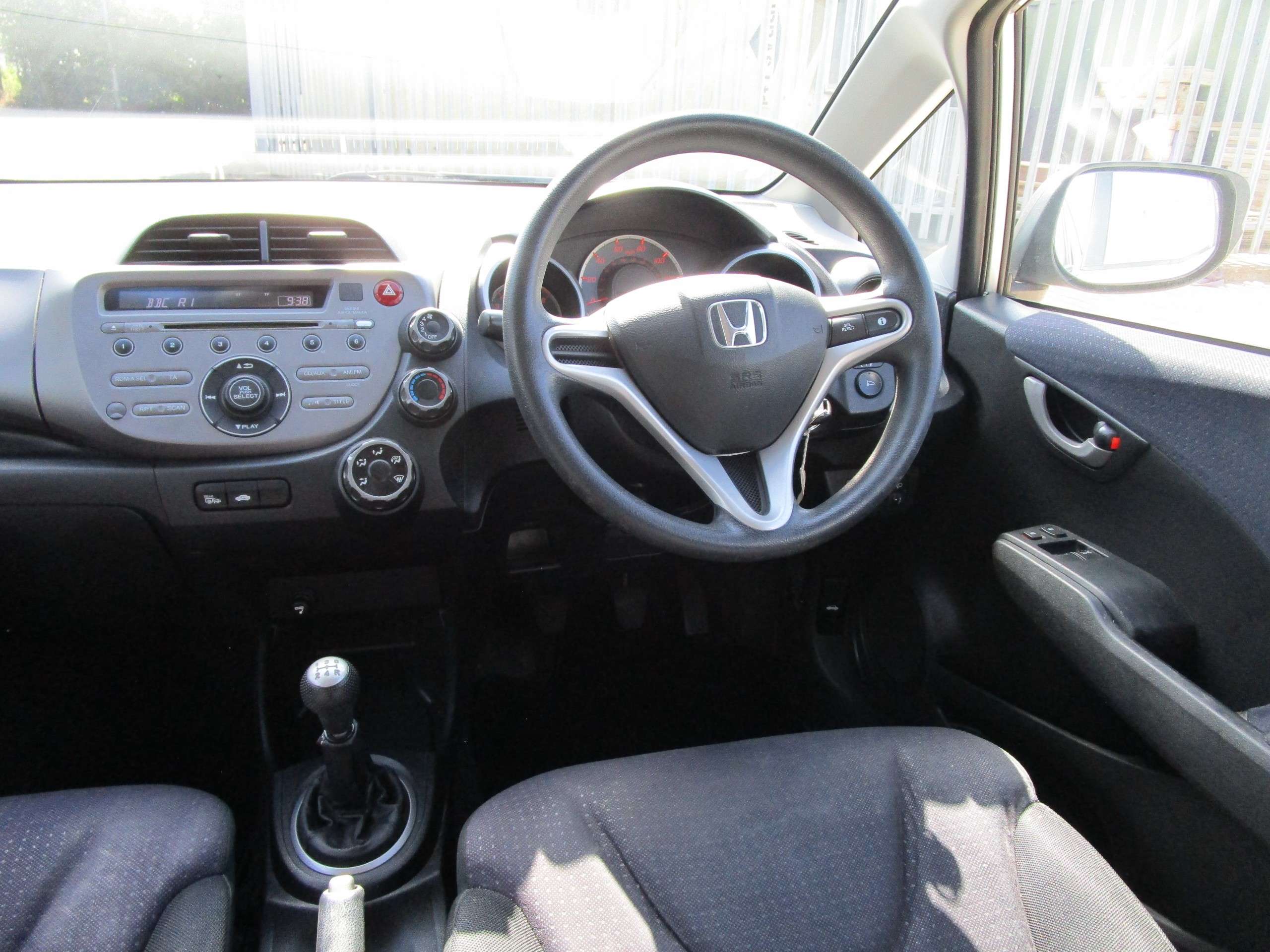 2011 HONDA JAZZ 2011 HONDA JAZZ