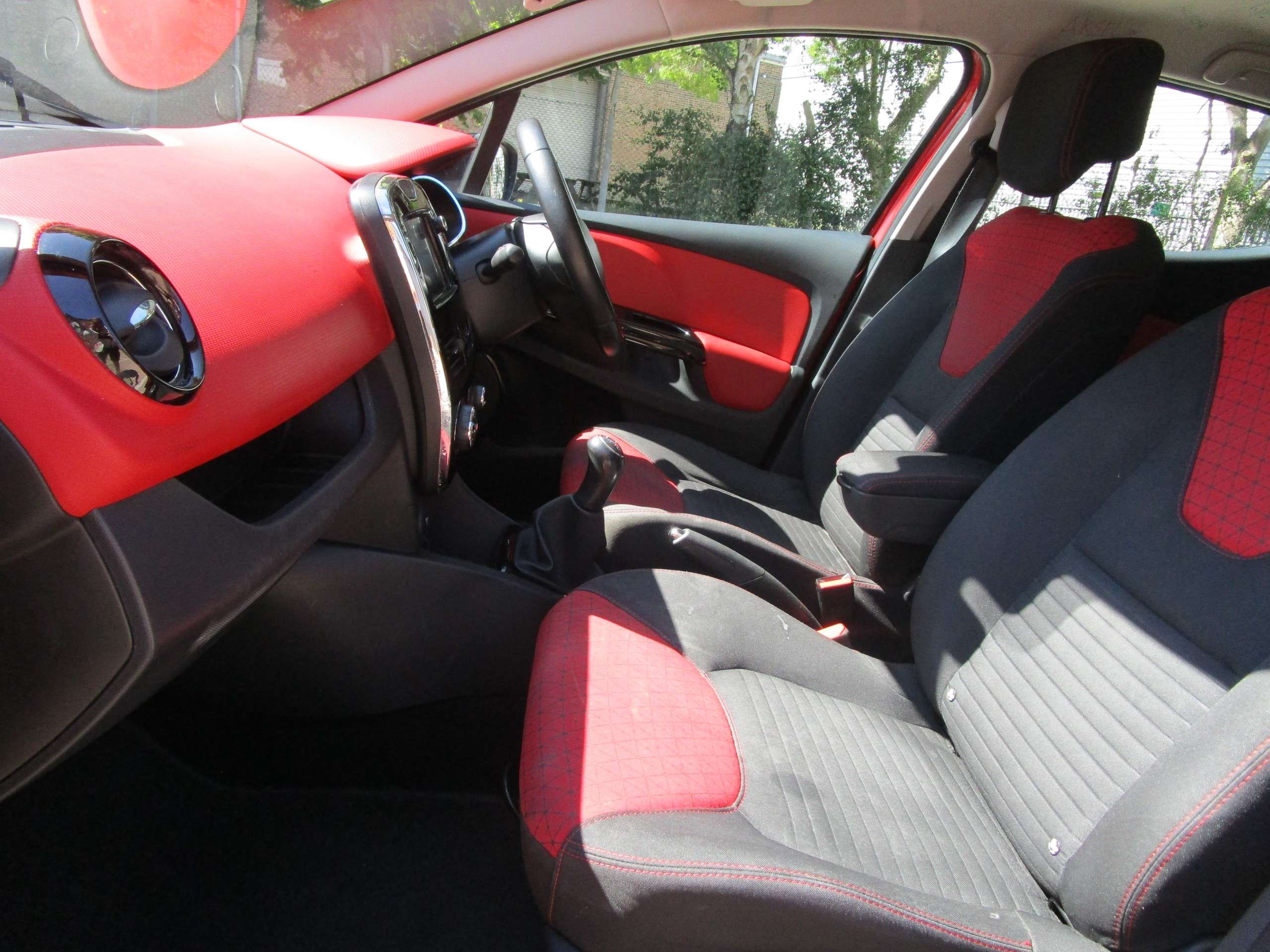 2014 RENAULT CLIO 2014 RENAULT CLIO