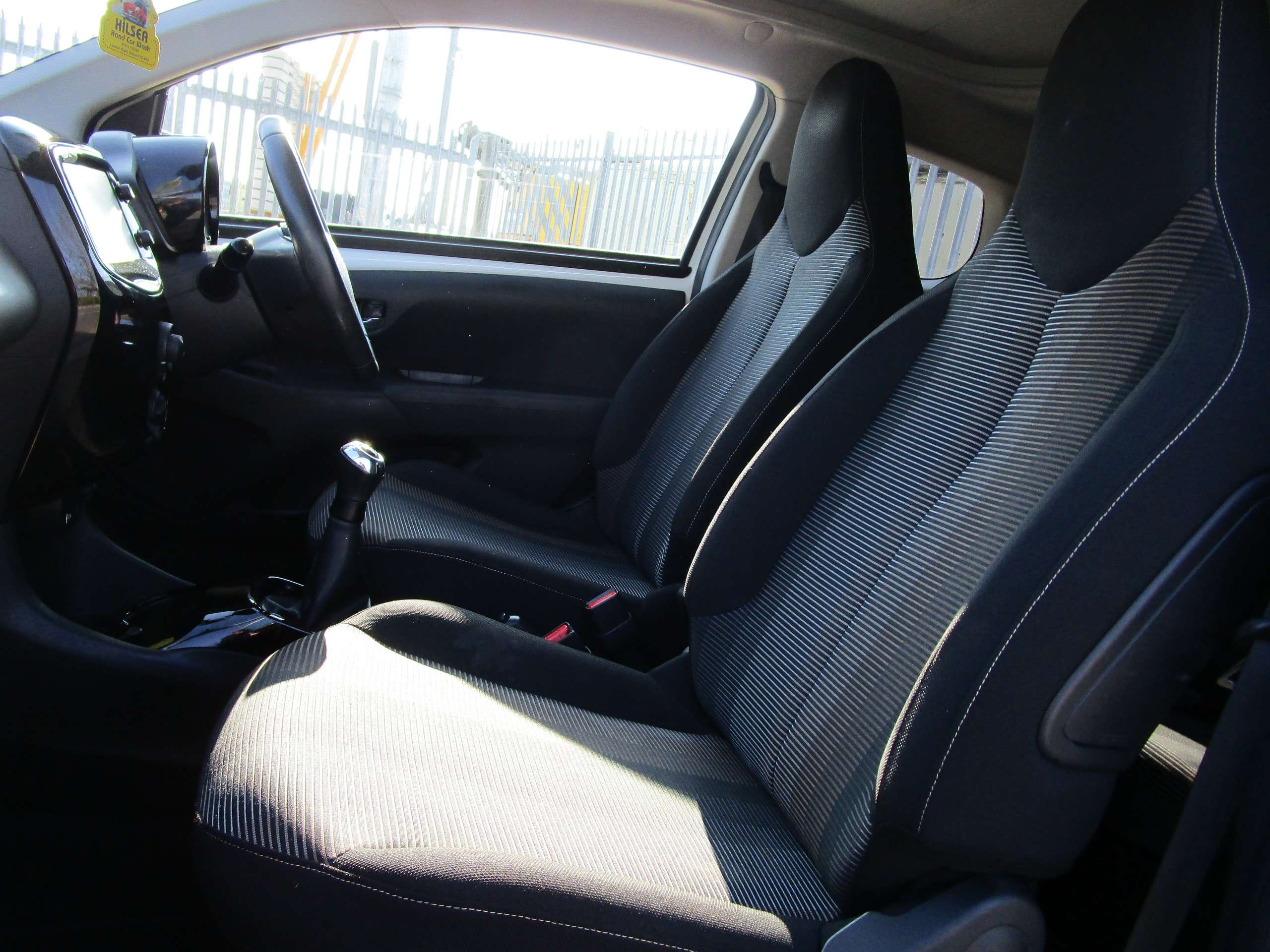 2015 PEUGEOT 108 2015 PEUGEOT 108