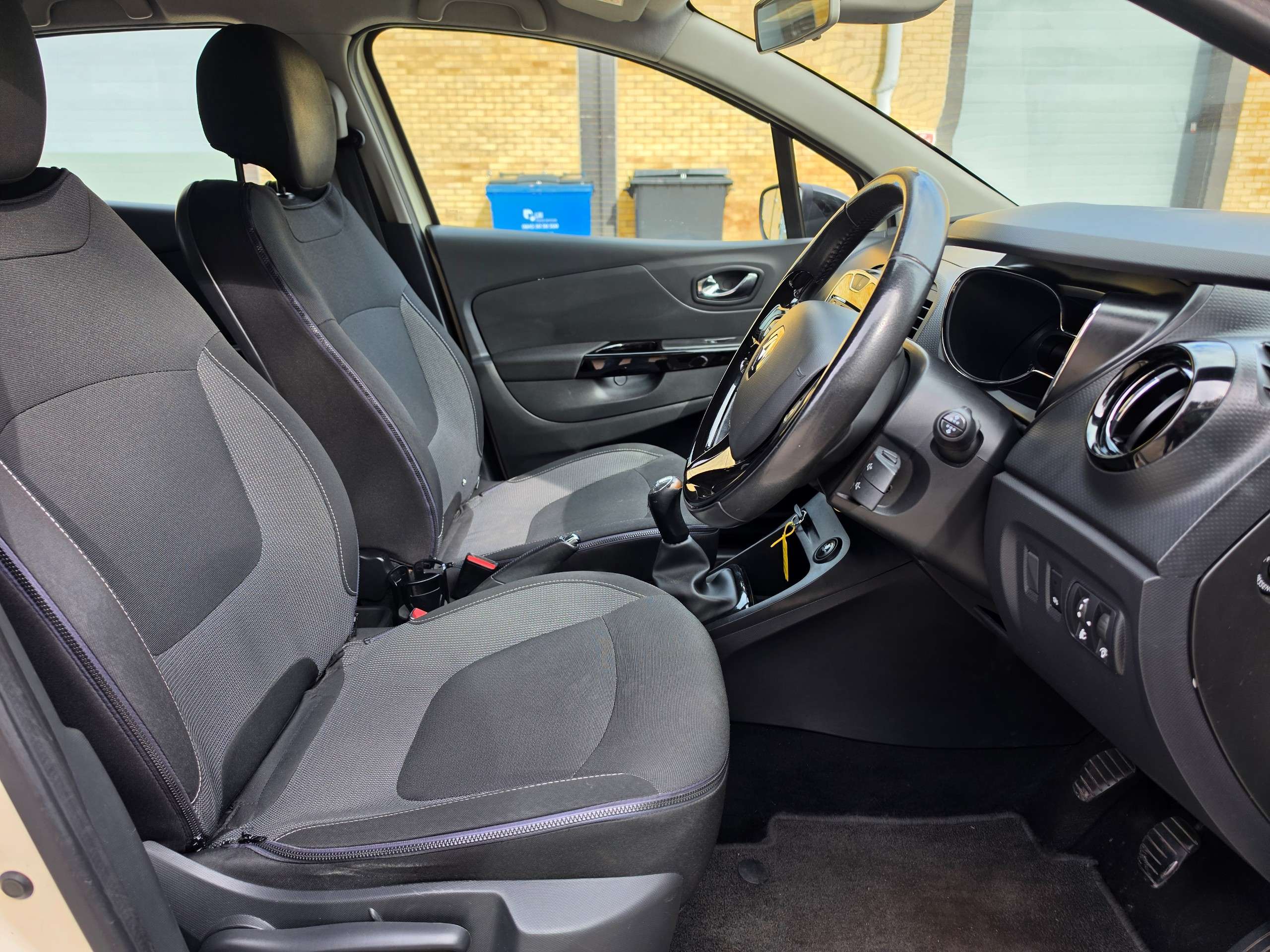 2015 RENAULT CAPTUR 2015 RENAULT CAPTUR