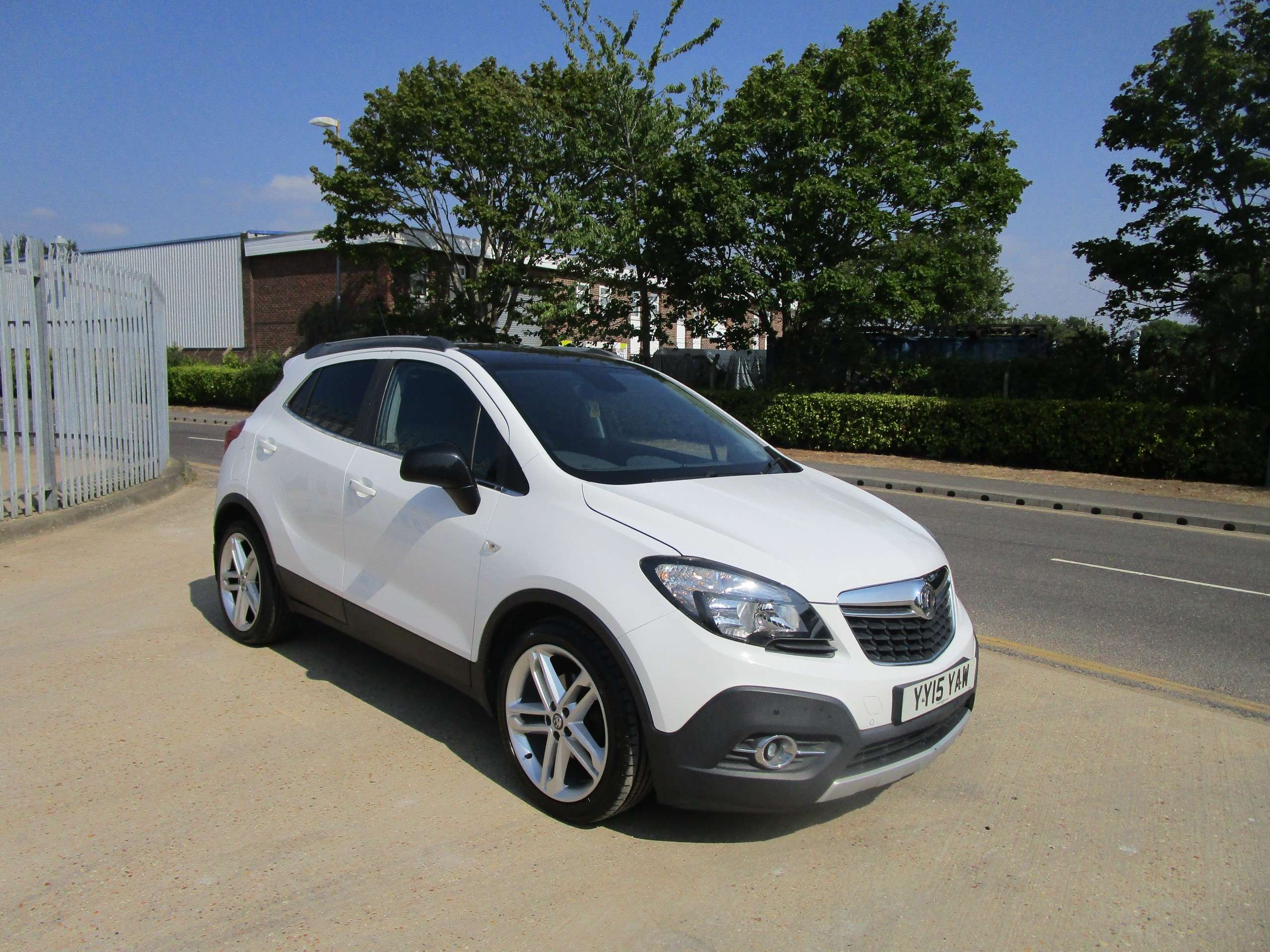 A 2015 VAUXHALL MOKKA 1.4i Turbo Limited Edition SUV 5dr Petrol Manual 2WD Euro 6 (s/s) (140 ps) A 2015 VAUXHALL MOKKA 1.4i Turbo Limited Edition SUV 5dr Petrol Manual 2WD Euro 6 (s/s) (140 ps)