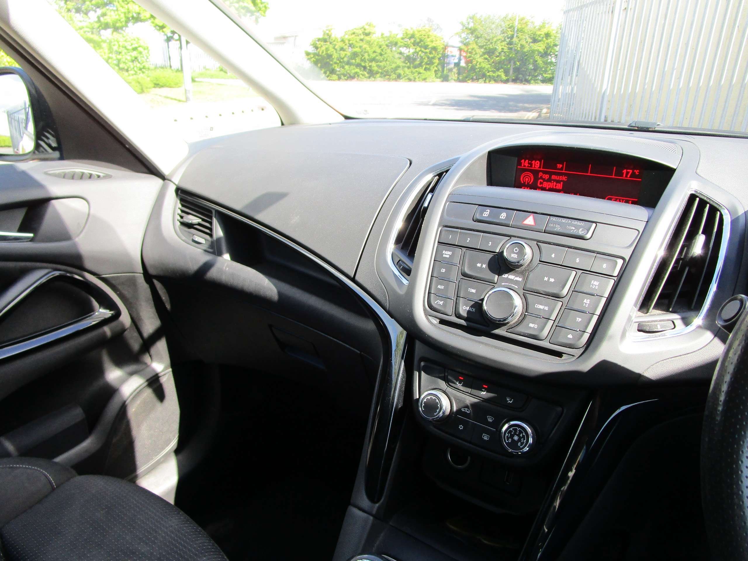 2016 VAUXHALL ZAFIRA TOURER 2016 VAUXHALL ZAFIRA TOURER