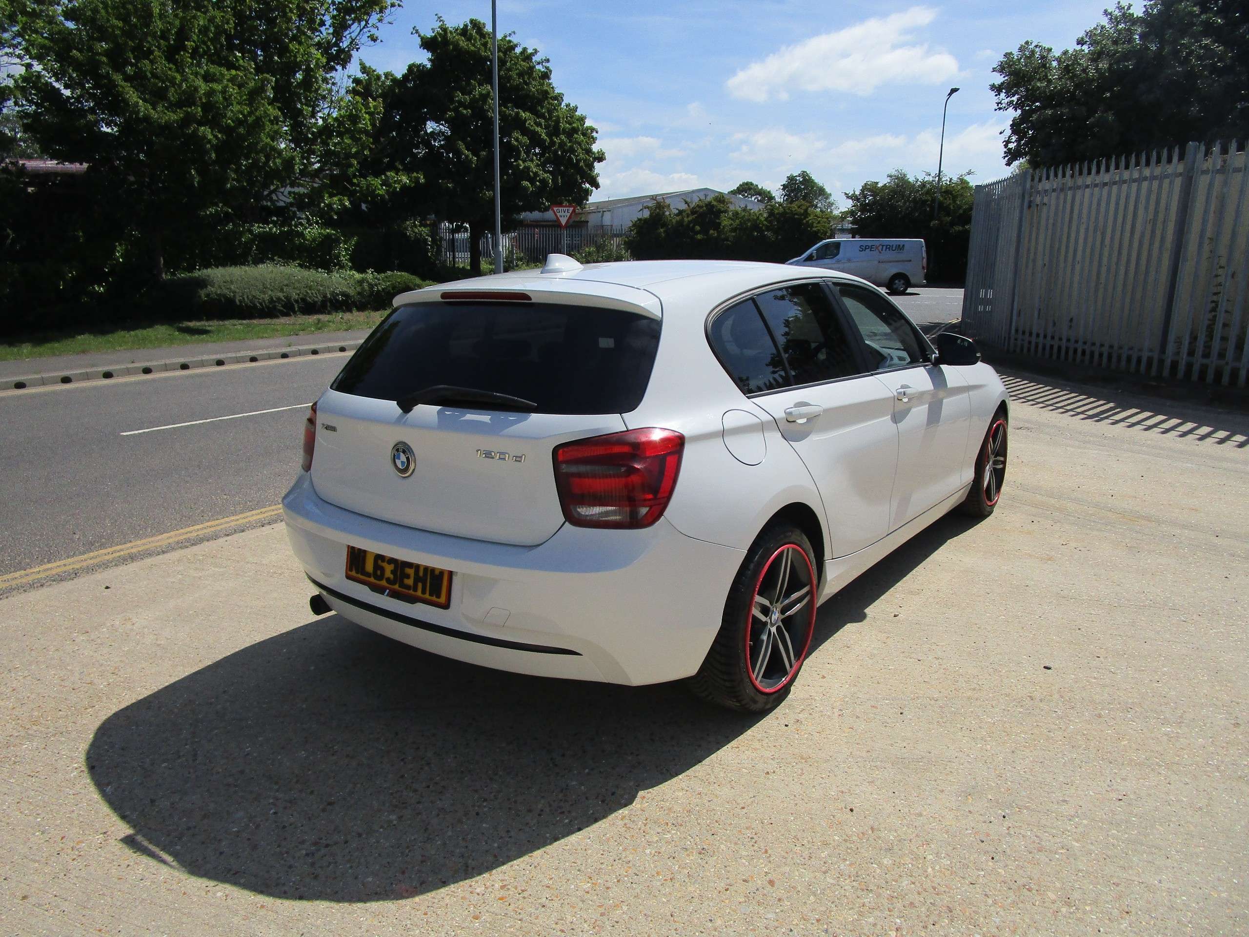 A 2013 BMW 1 SERIES 2.0 120d Sport Hatchback 5dr Diesel Manual xDrive Euro 5 (s/s) (184 ps) A 2013 BMW 1 SERIES 2.0 120d Sport Hatchback 5dr Diesel Manual xDrive Euro 5 (s/s) (184 ps)