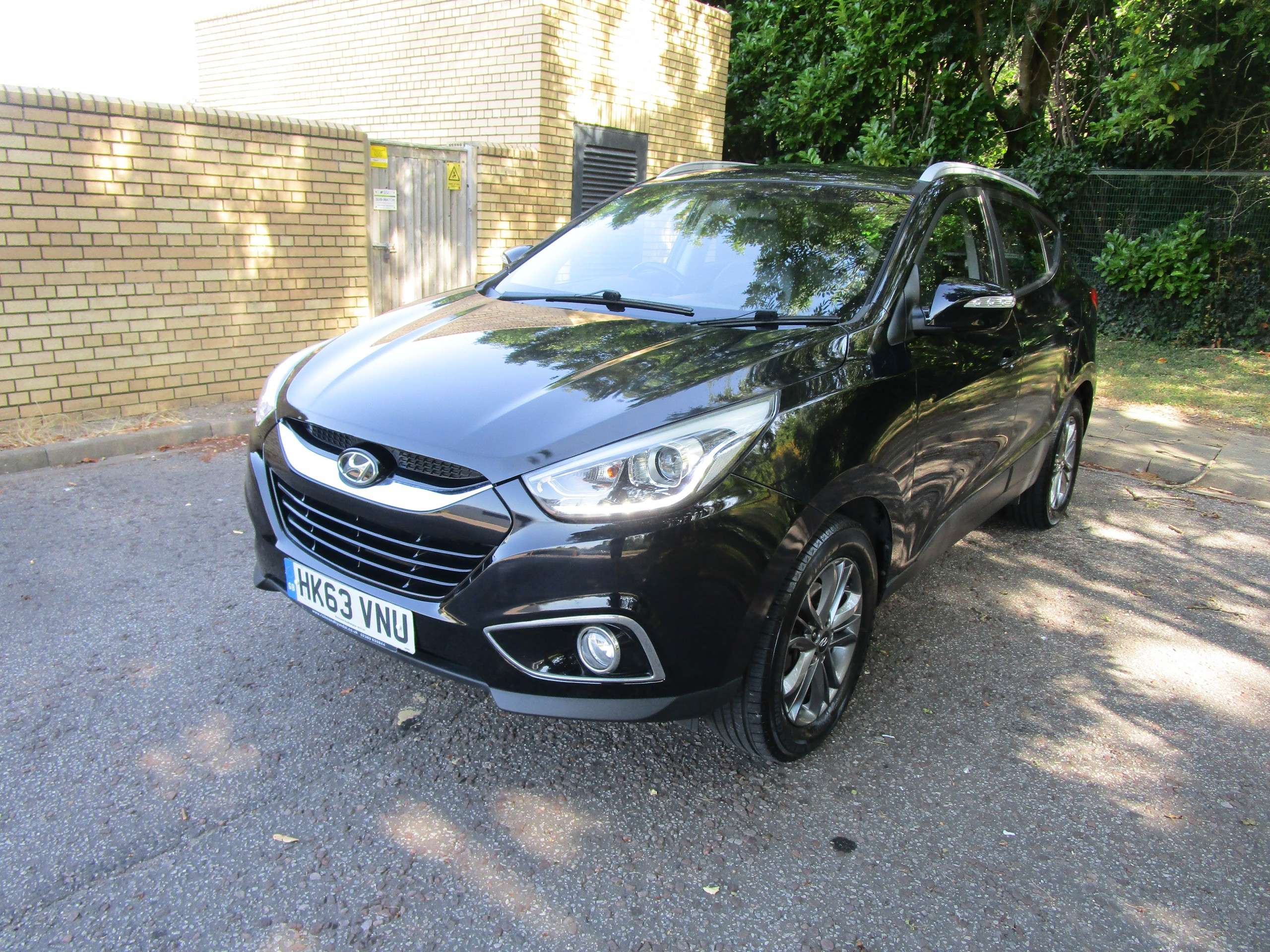 A 2014 HYUNDAI IX35 1.6 GDi SE SUV 5dr Petrol Manual Euro 5 (135 ps) A 2014 HYUNDAI IX35 1.6 GDi SE SUV 5dr Petrol Manual Euro 5 (135 ps)