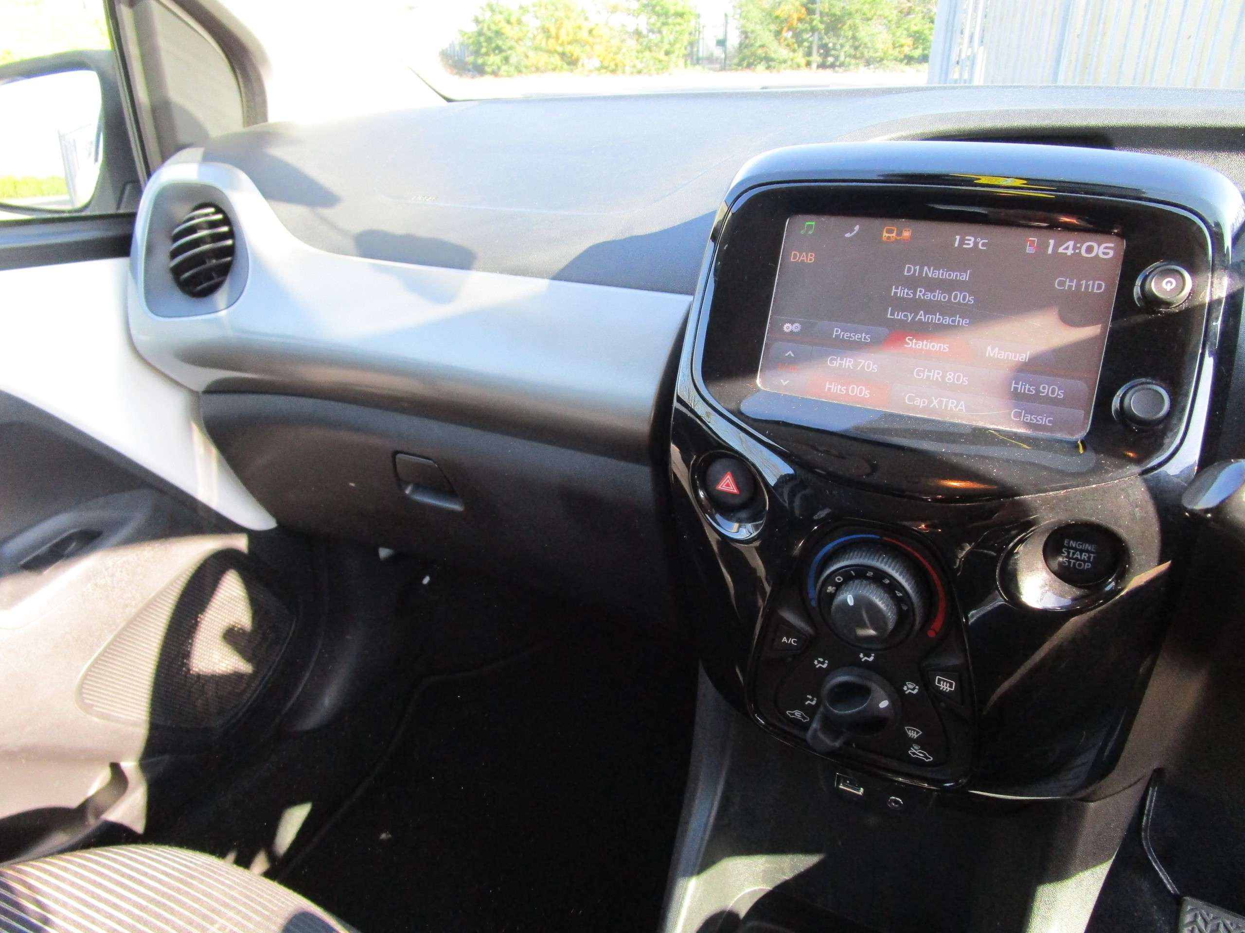 2015 PEUGEOT 108 2015 PEUGEOT 108