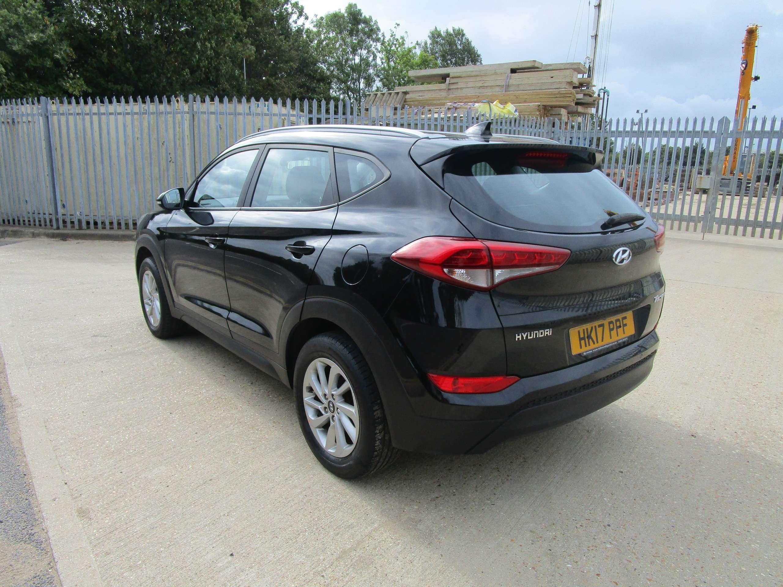 A 2017 HYUNDAI TUCSON GDI SE NAV BLUE DRIVE 5-Door A 2017 HYUNDAI TUCSON GDI SE NAV BLUE DRIVE 5-Door