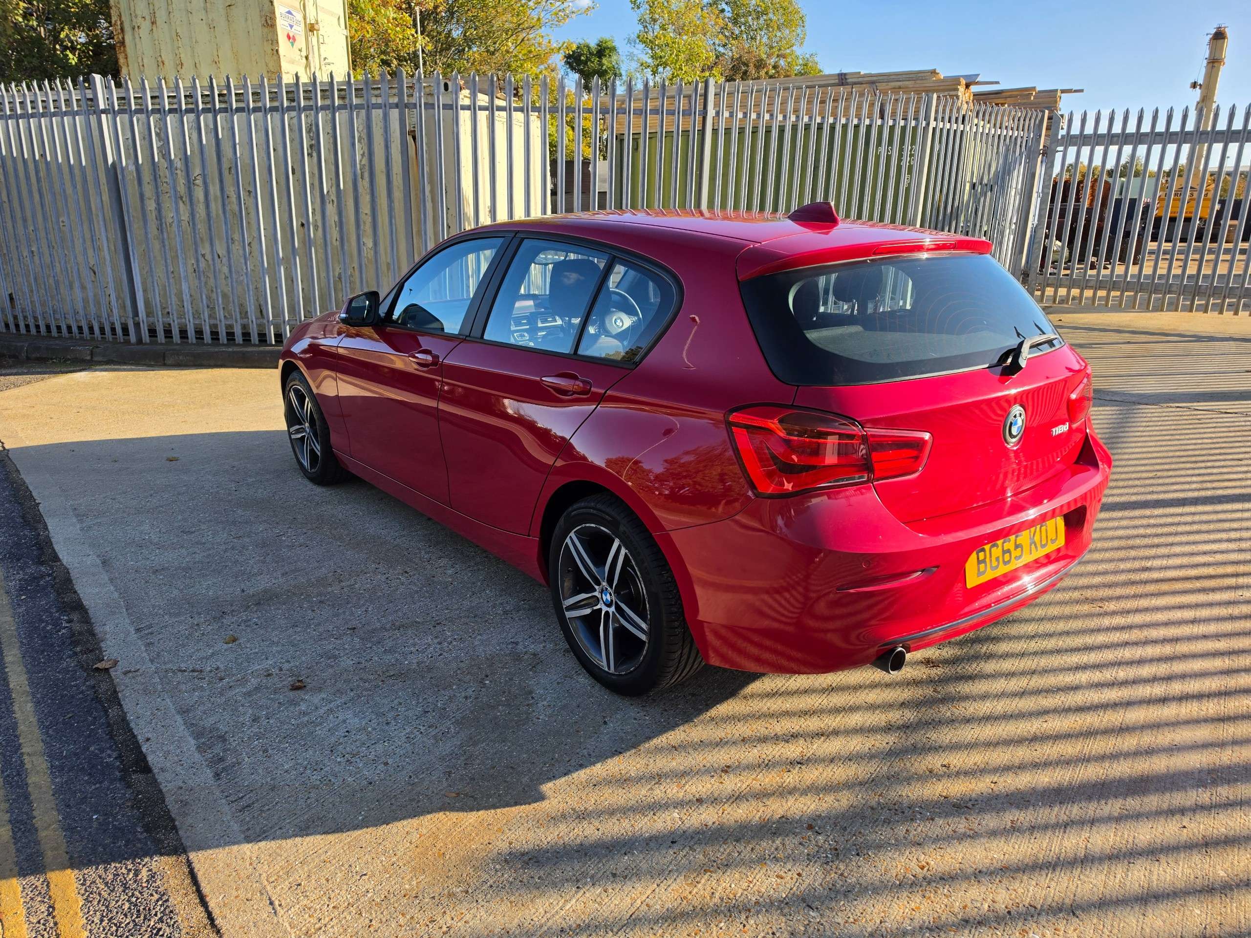 A 2015 BMW 1 SERIES 2.0 118d Sport Hatchback 5dr Diesel Manual Euro 6 (s/s) (150 ps) A 2015 BMW 1 SERIES 2.0 118d Sport Hatchback 5dr Diesel Manual Euro 6 (s/s) (150 ps)