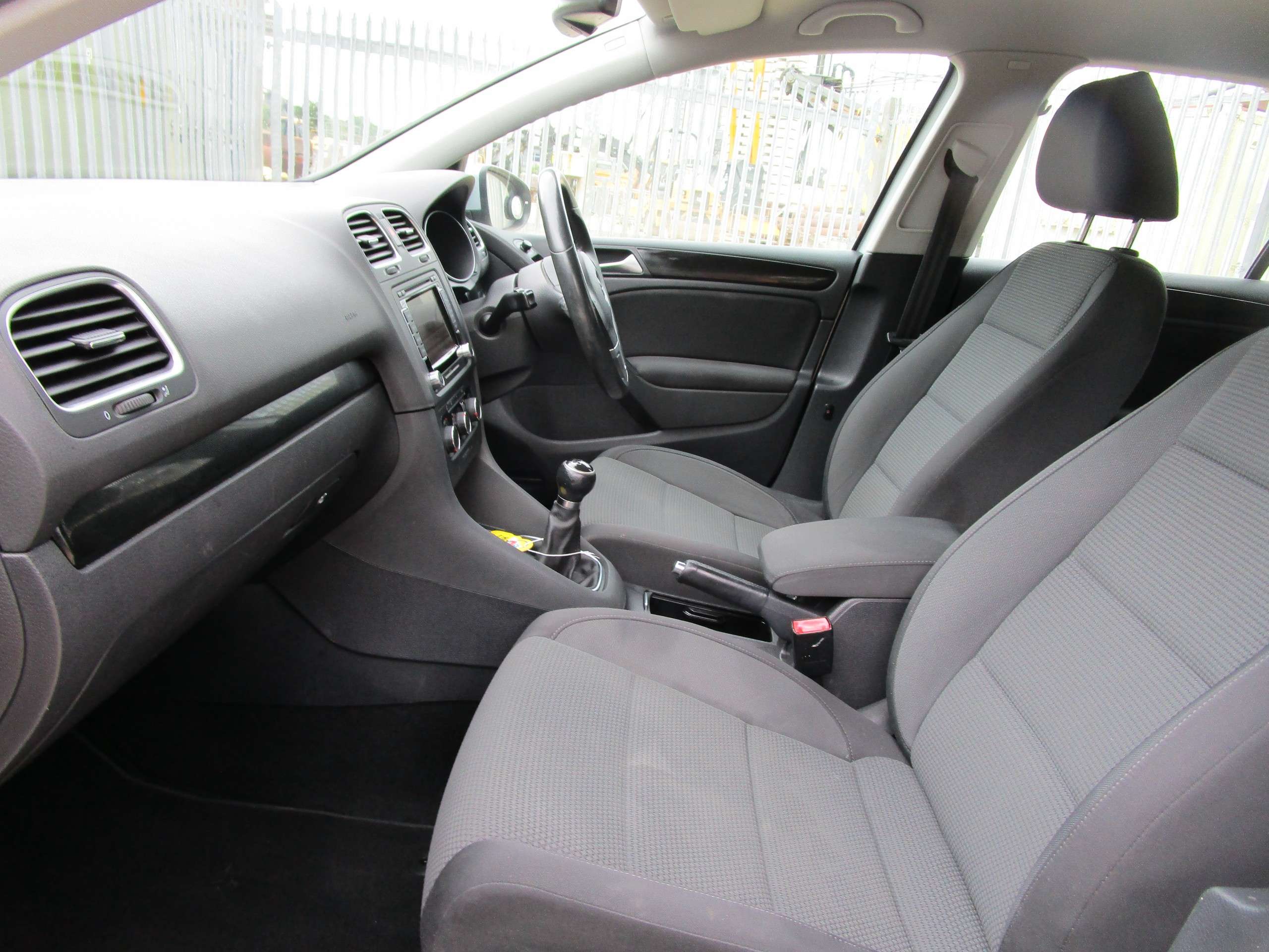 2011 VOLKSWAGEN GOLF 2011 VOLKSWAGEN GOLF