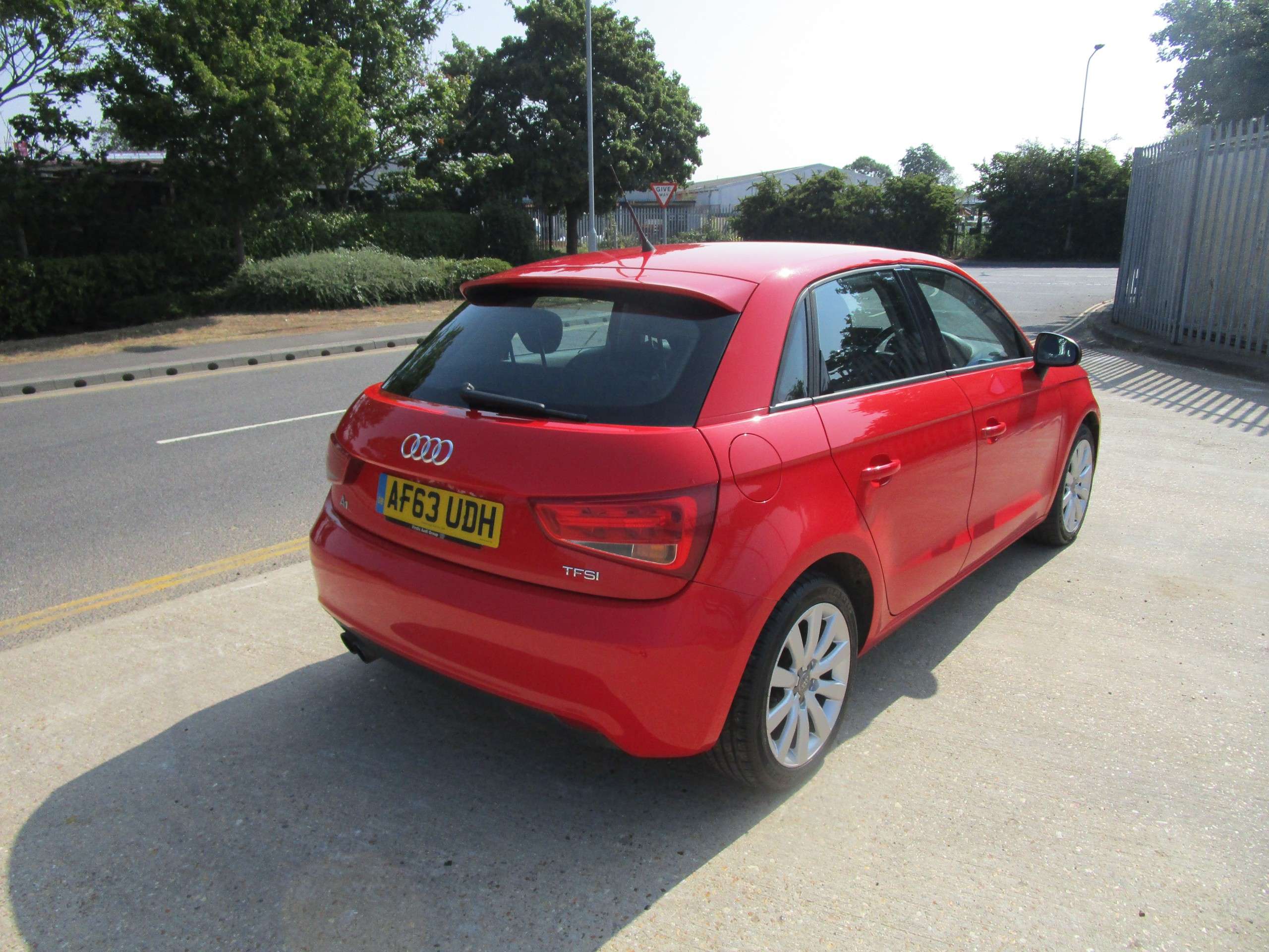 A 2014 AUDI A1 1.4 TFSI Sport Sportback 5dr Petrol Manual Euro 5 (s/s) (122 ps) A 2014 AUDI A1 1.4 TFSI Sport Sportback 5dr Petrol Manual Euro 5 (s/s) (122 ps)