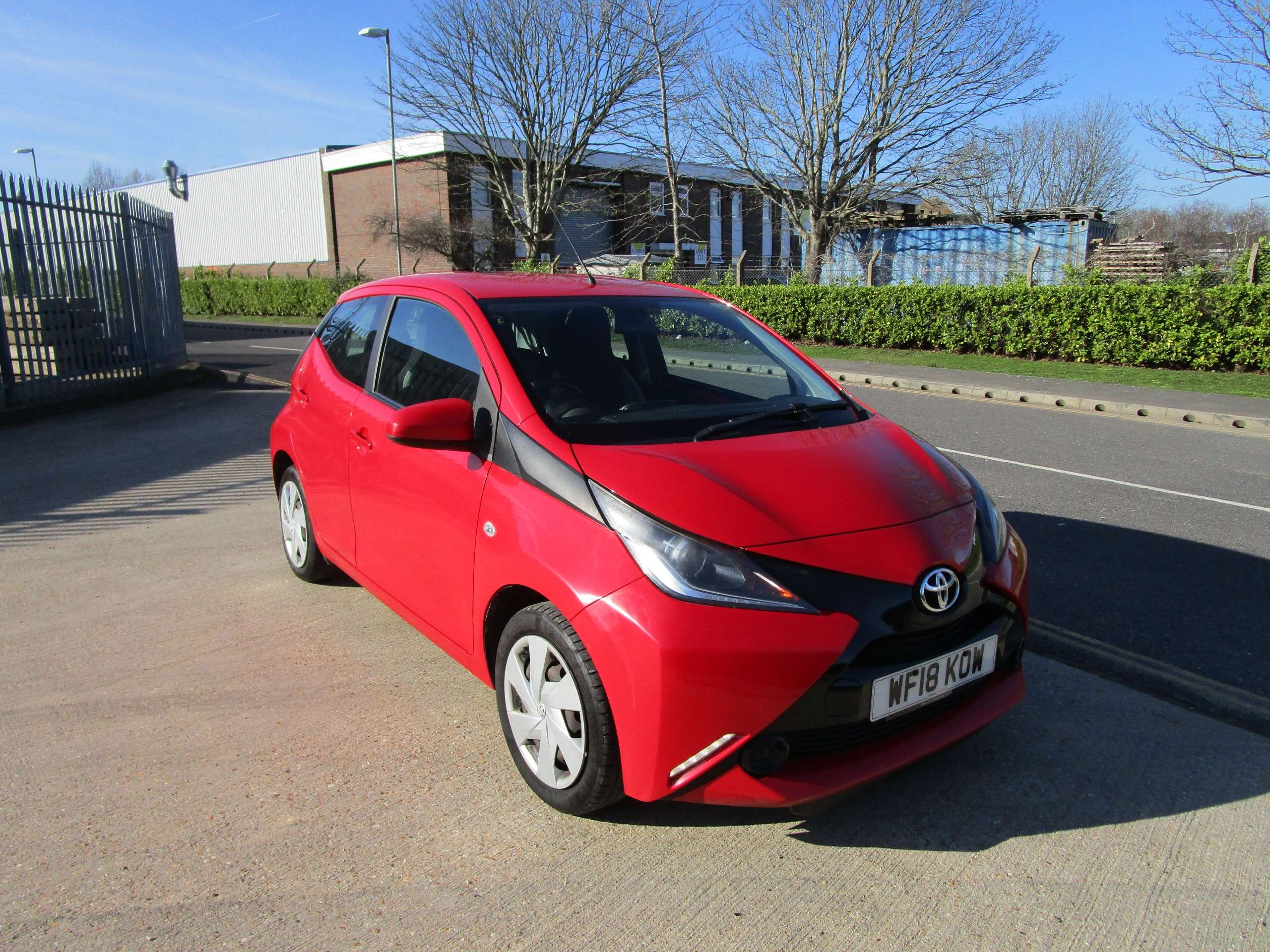 A 2018 TOYOTA AYGO 1.0 VVT-i x-play Hatchback 5dr Petrol Manual Euro 6 (68 ps) A 2018 TOYOTA AYGO 1.0 VVT-i x-play Hatchback 5dr Petrol Manual Euro 6 (68 ps)