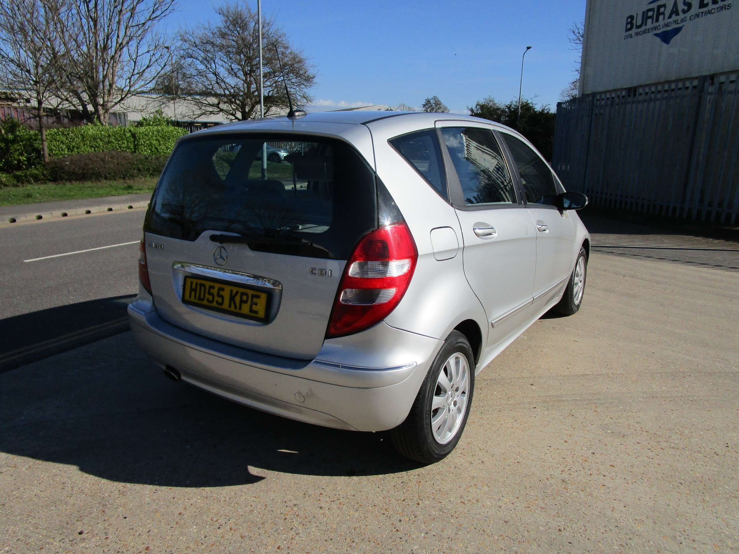 A 2005 MERCEDES-BENZ A CLASS 2.0 A180 CDI Elegance SE Hatchback 5dr Diesel CVT (142 g/km, 109 bhp) A 2005 MERCEDES-BENZ A CLASS 2.0 A180 CDI Elegance SE Hatchback 5dr Diesel CVT (142 g/km, 109 bhp)