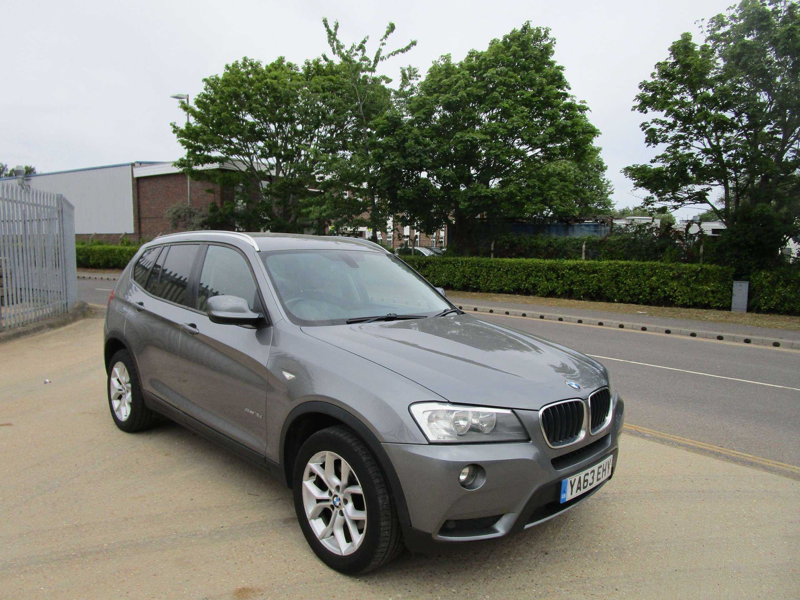 A 2014 BMW X3 2.0 18d SE SUV 5dr Diesel Auto sDrive Euro 5 (s/s) (143 ps) A 2014 BMW X3 2.0 18d SE SUV 5dr Diesel Auto sDrive Euro 5 (s/s) (143 ps)
