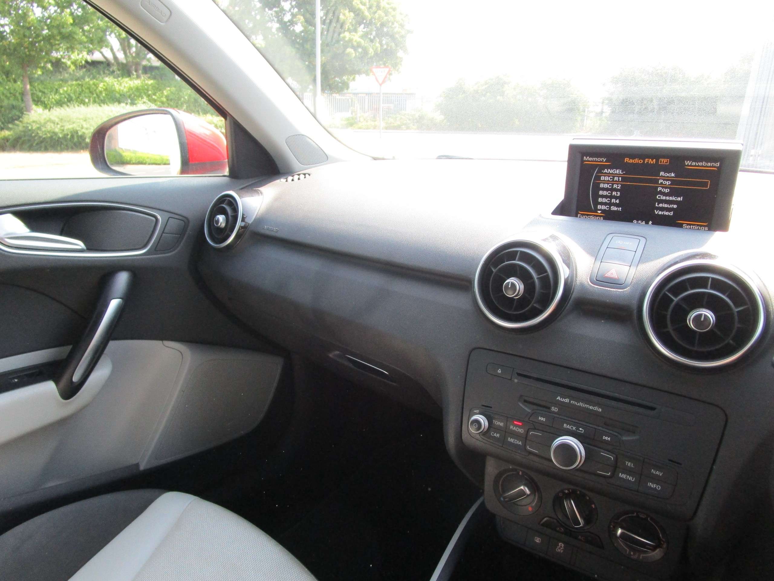 2014 AUDI A1 2014 AUDI A1