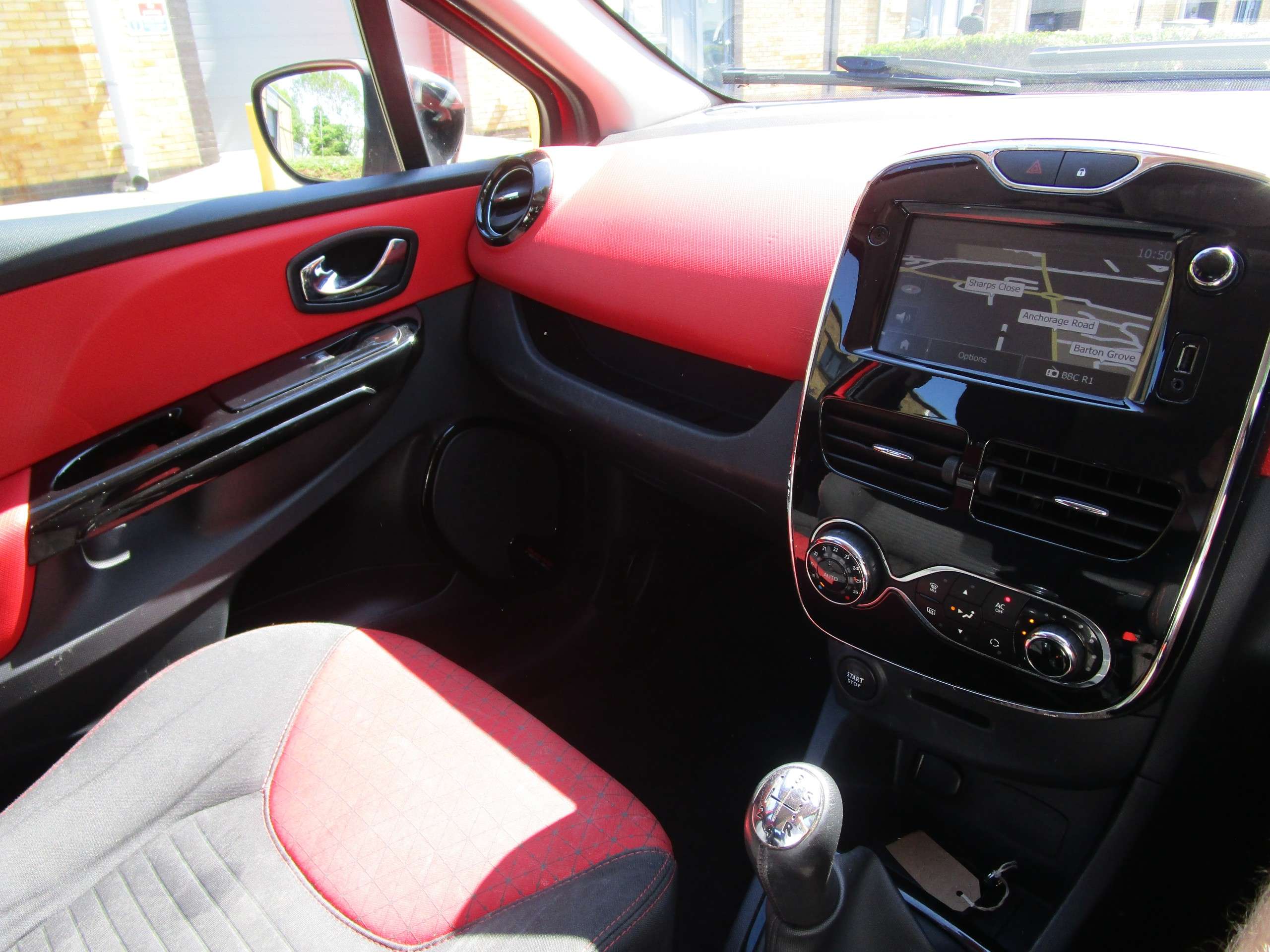 2014 RENAULT CLIO 2014 RENAULT CLIO