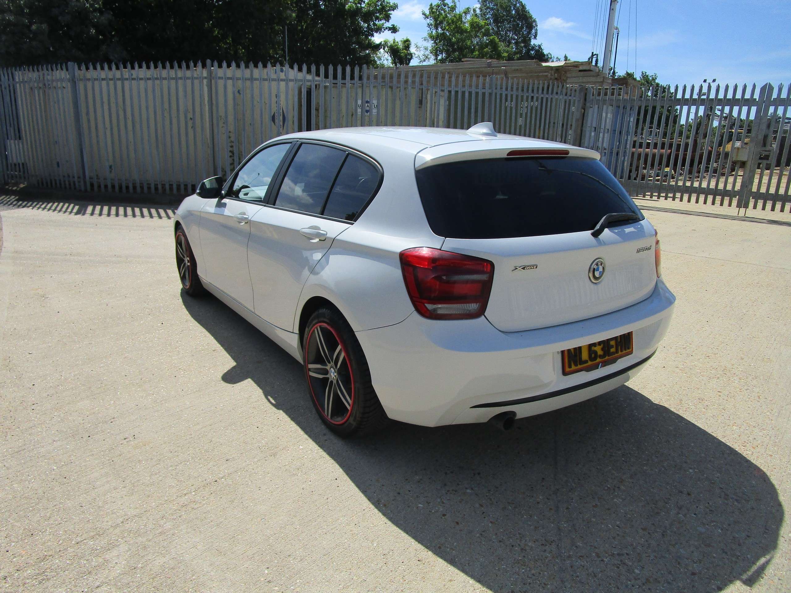 A 2013 BMW 1 SERIES 2.0 120d Sport Hatchback 5dr Diesel Manual xDrive Euro 5 (s/s) (184 ps) A 2013 BMW 1 SERIES 2.0 120d Sport Hatchback 5dr Diesel Manual xDrive Euro 5 (s/s) (184 ps)