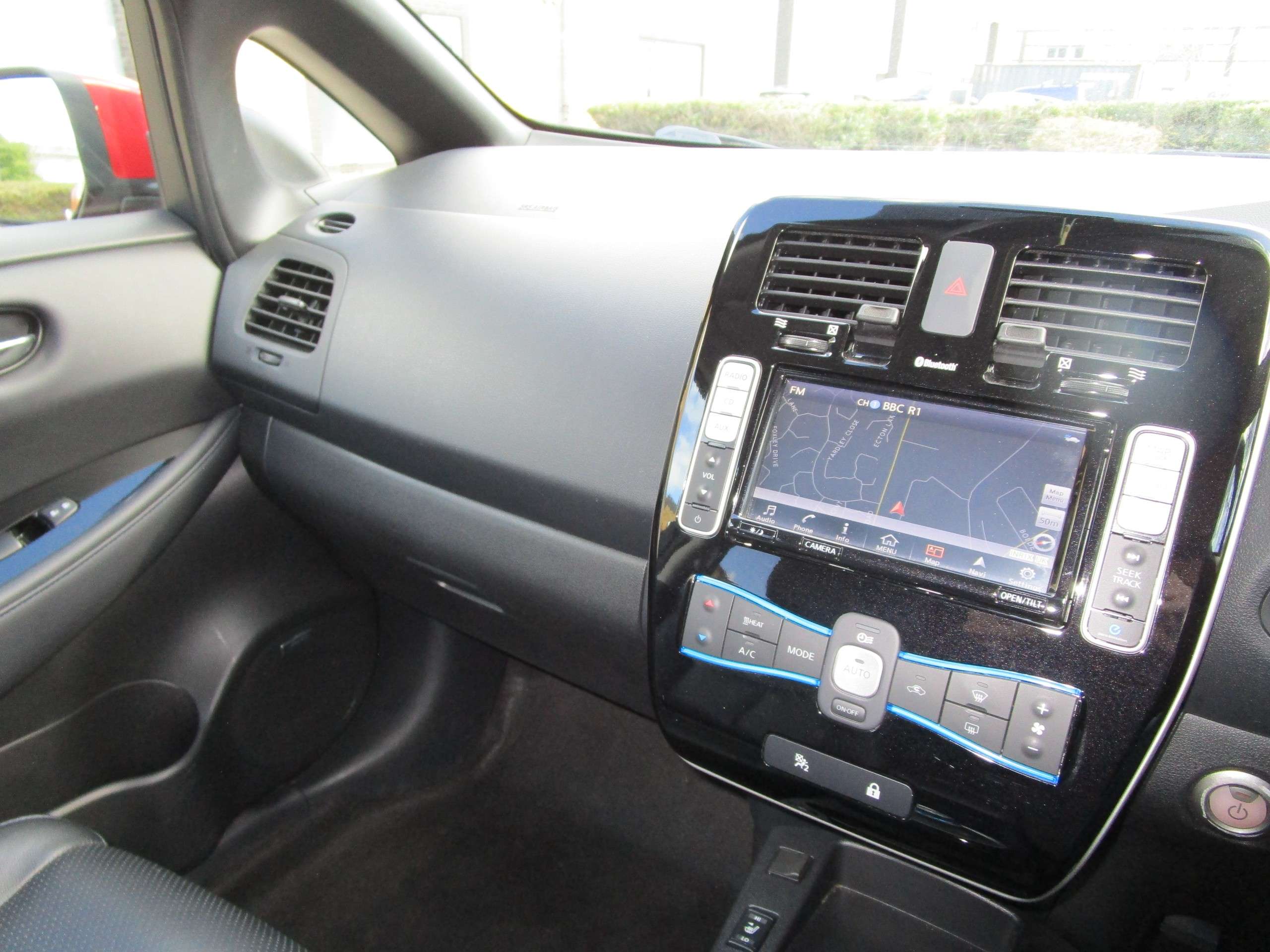 2017 NISSAN LEAF 2017 NISSAN LEAF