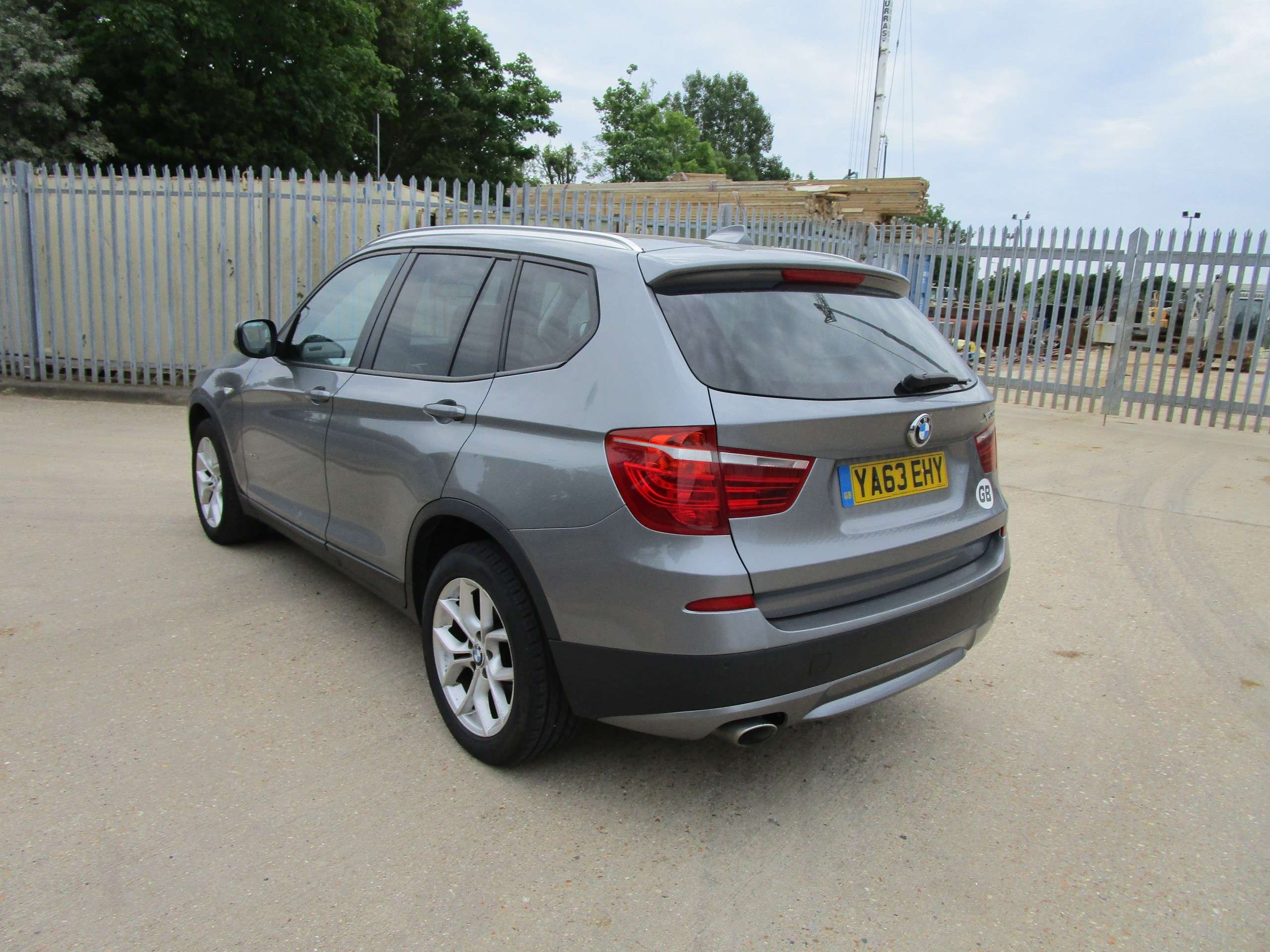 A 2014 BMW X3 2.0 18d SE SUV 5dr Diesel Auto sDrive Euro 5 (s/s) (143 ps) A 2014 BMW X3 2.0 18d SE SUV 5dr Diesel Auto sDrive Euro 5 (s/s) (143 ps)