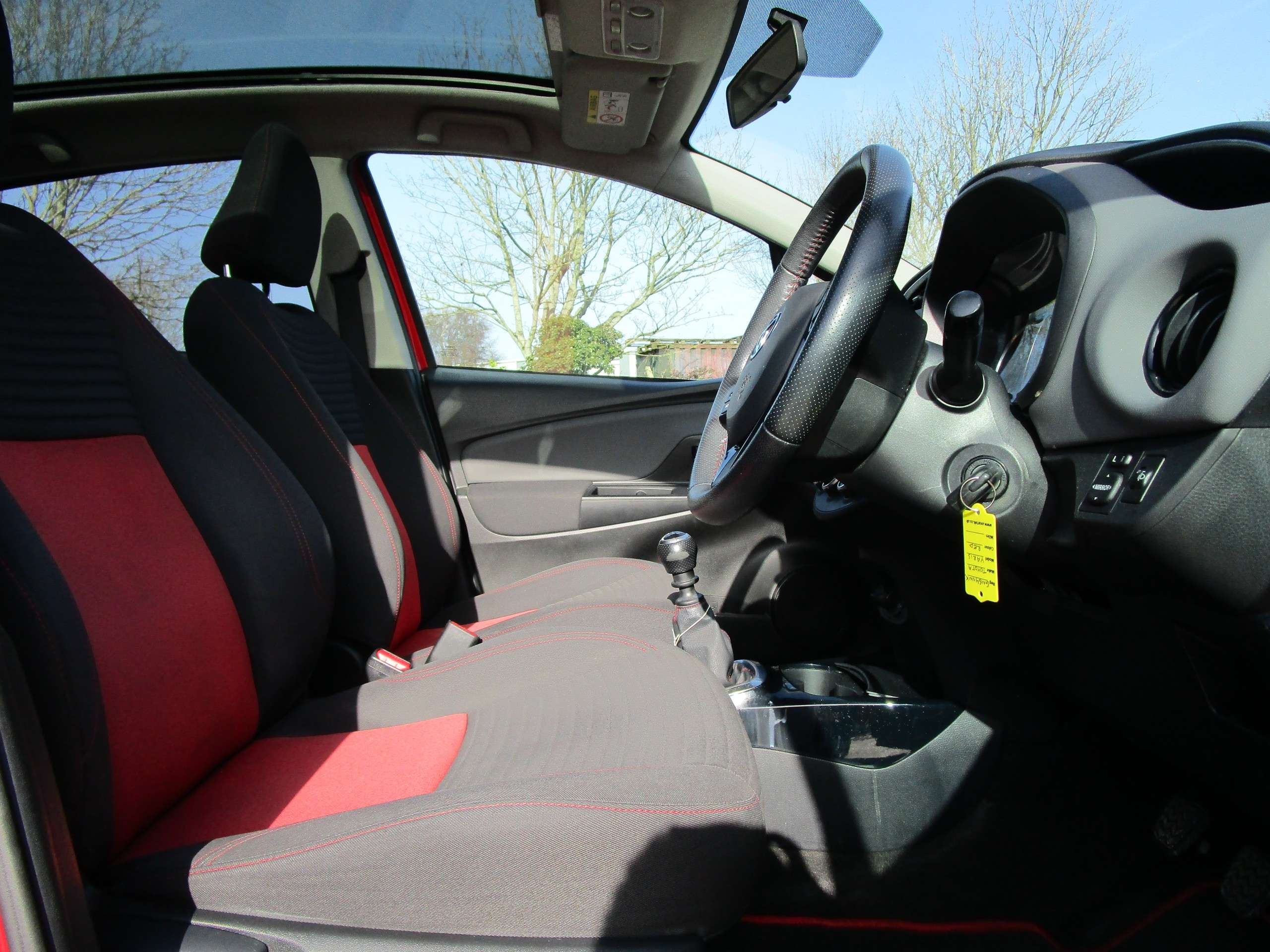 2014 TOYOTA YARIS 2014 TOYOTA YARIS