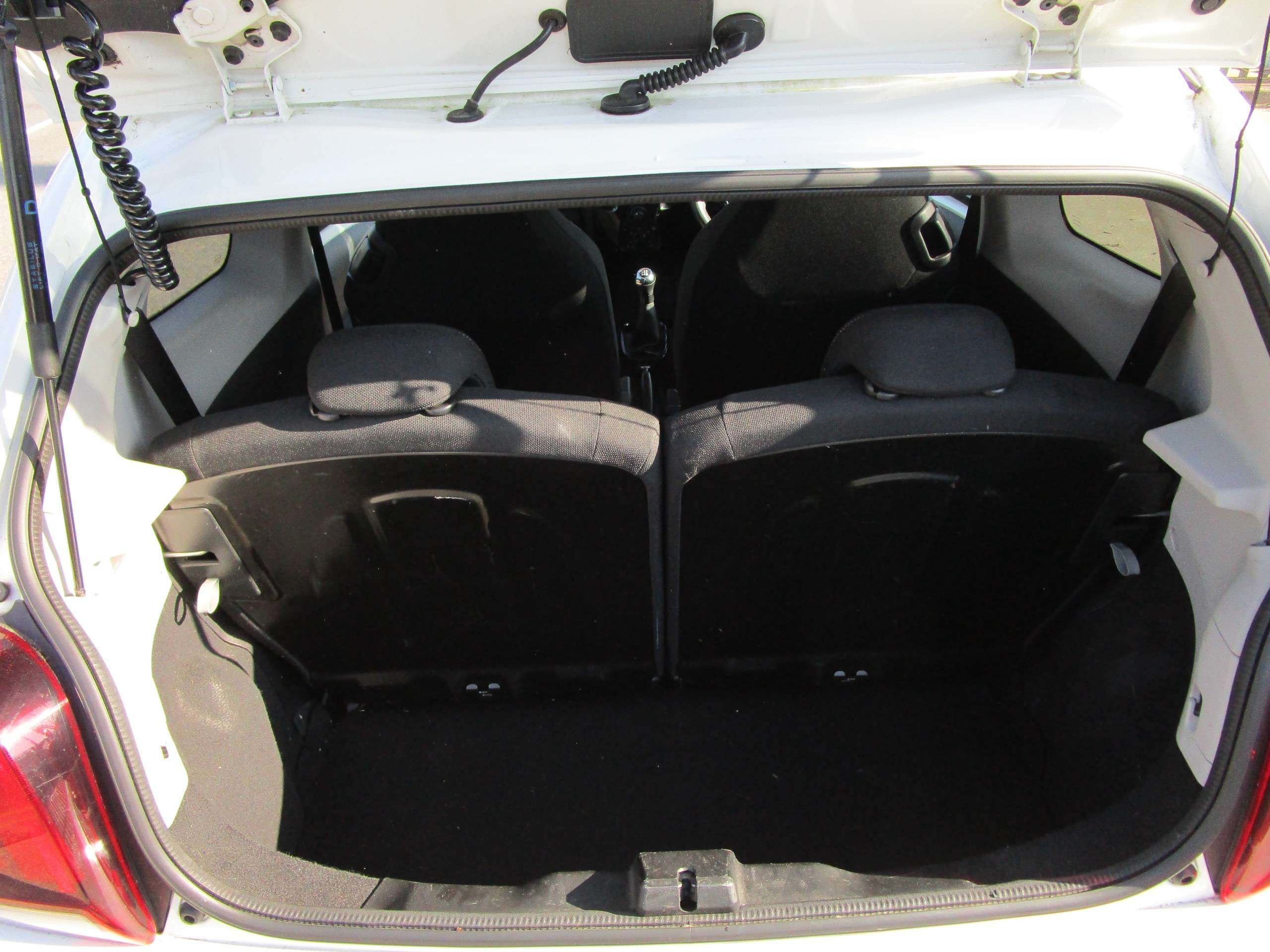 2015 PEUGEOT 108 2015 PEUGEOT 108