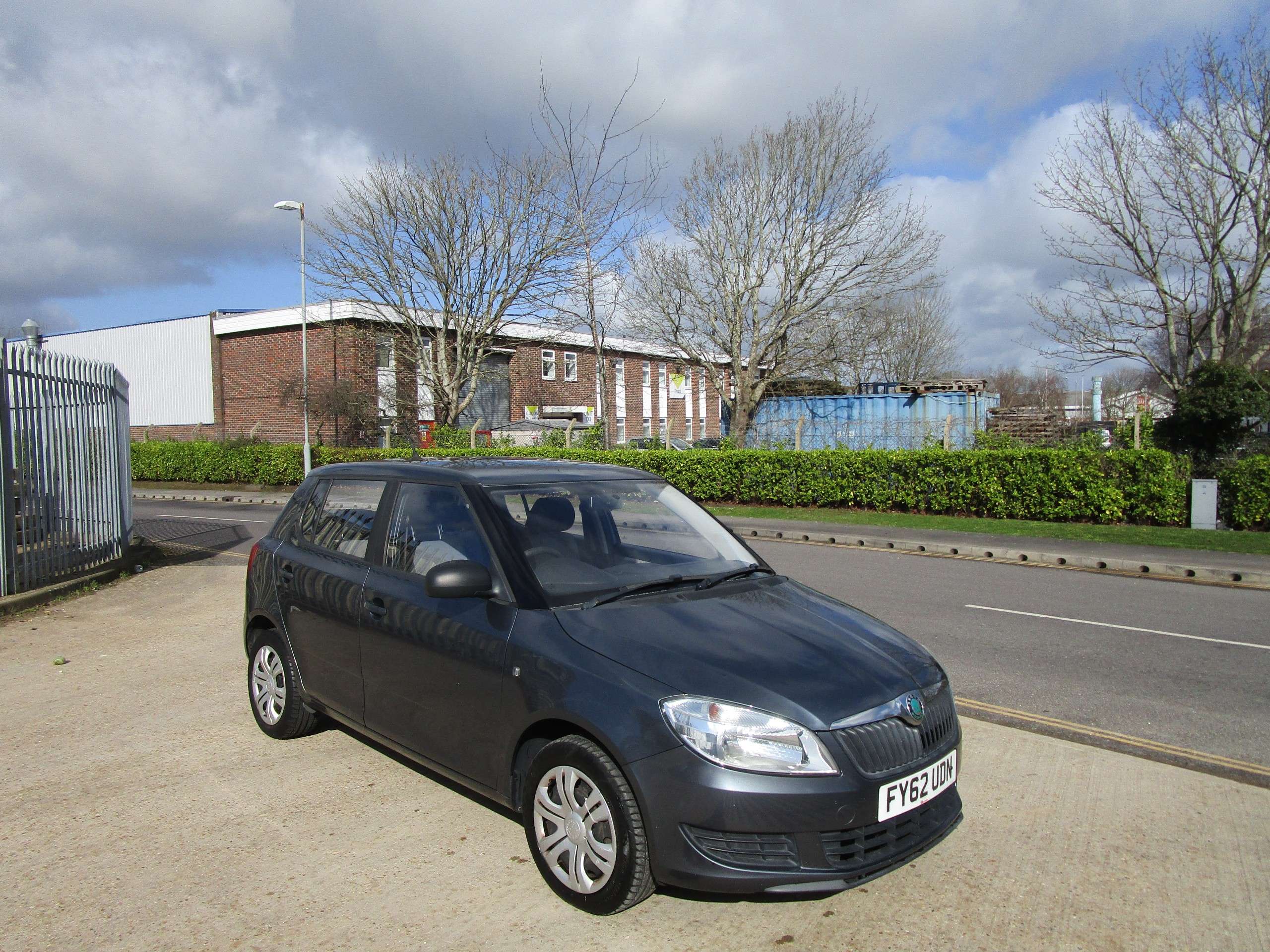 A 2012 SKODA FABIA 1.6 TDI S Hatchback 5dr Diesel Manual Euro 5 (90 ps) A 2012 SKODA FABIA 1.6 TDI S Hatchback 5dr Diesel Manual Euro 5 (90 ps)