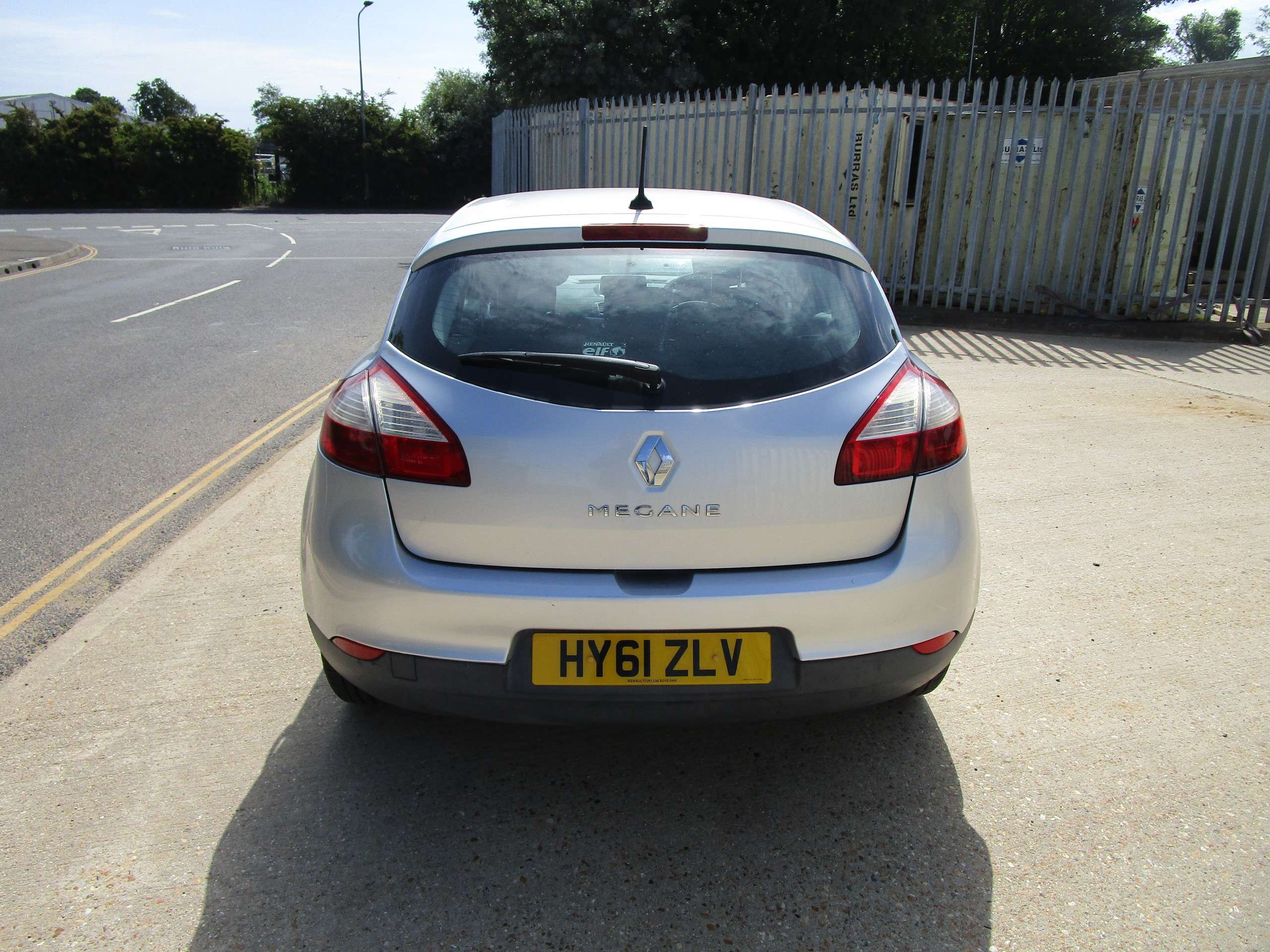 2011 RENAULT MEGANE 2011 RENAULT MEGANE