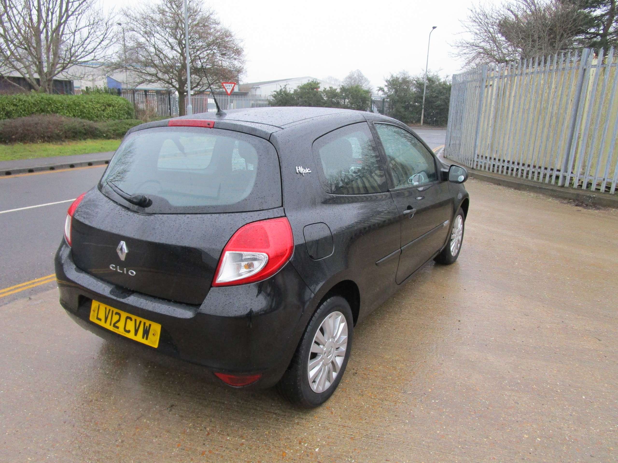 A 2012 RENAULT CLIO I-MUSIC 3-Door (ULEZ Compliant) A 2012 RENAULT CLIO I-MUSIC 3-Door (ULEZ Compliant)