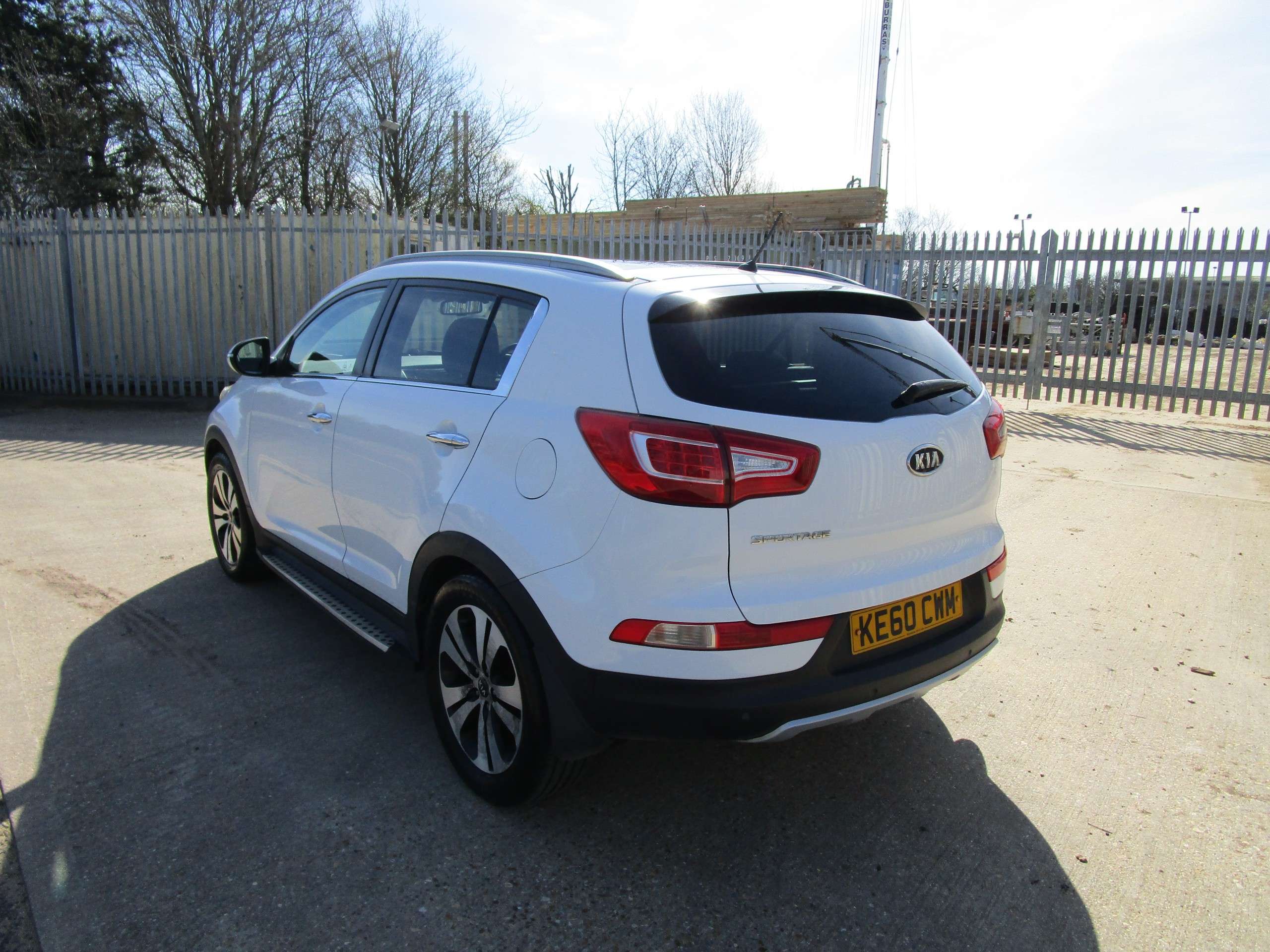 A 2011 KIA SPORTAGE 1.7 CRDi EcoDynamics 3 SUV 5dr Diesel Manual 2WD Euro 5 (s/s) (114 bhp) A 2011 KIA SPORTAGE 1.7 CRDi EcoDynamics 3 SUV 5dr Diesel Manual 2WD Euro 5 (s/s) (114 bhp)