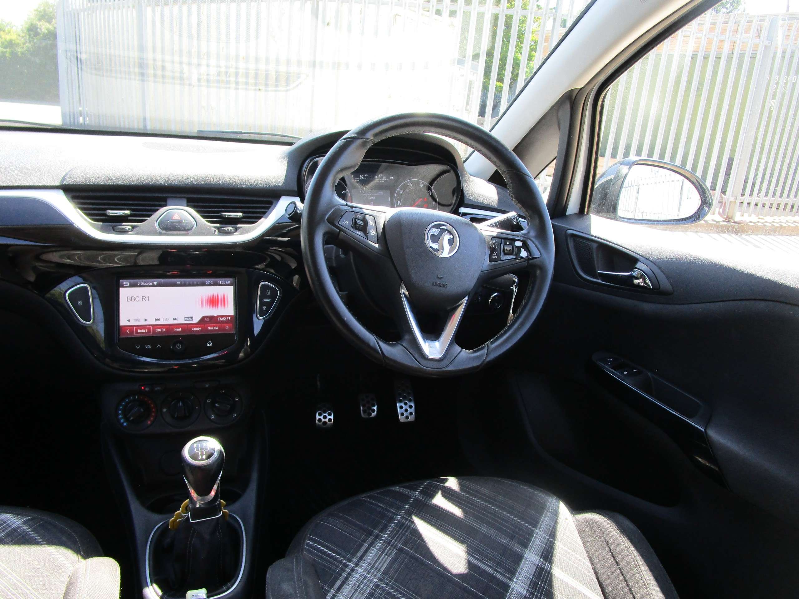 2015 VAUXHALL CORSA 2015 VAUXHALL CORSA