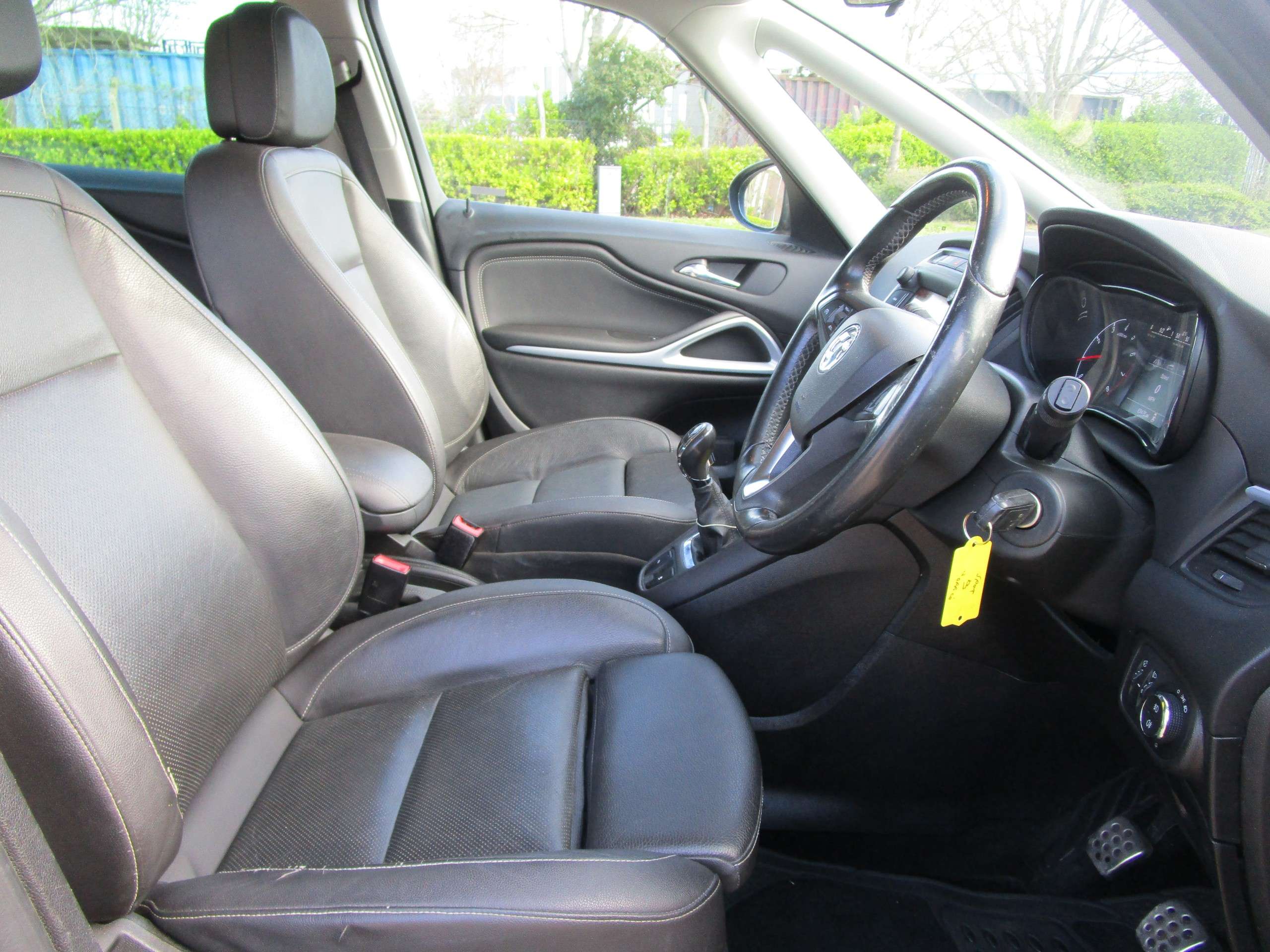 2017 VAUXHALL ZAFIRA TOURER 2017 VAUXHALL ZAFIRA TOURER