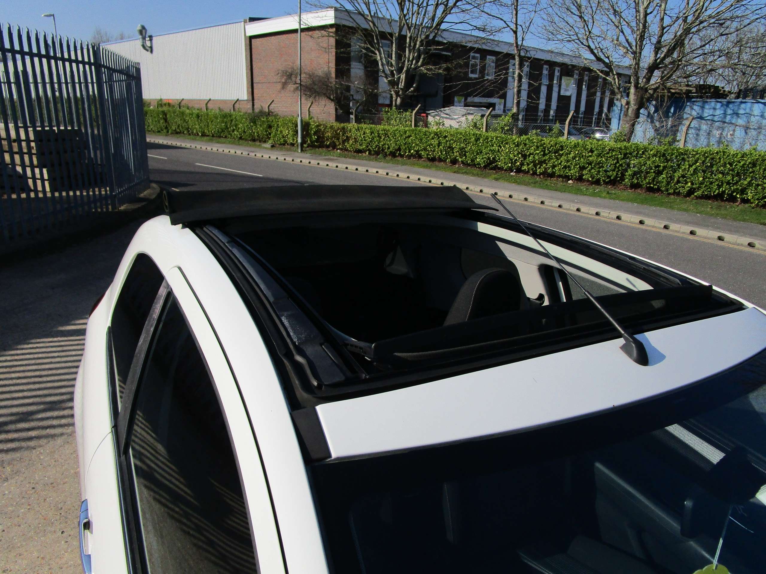 2015 PEUGEOT 108 2015 PEUGEOT 108