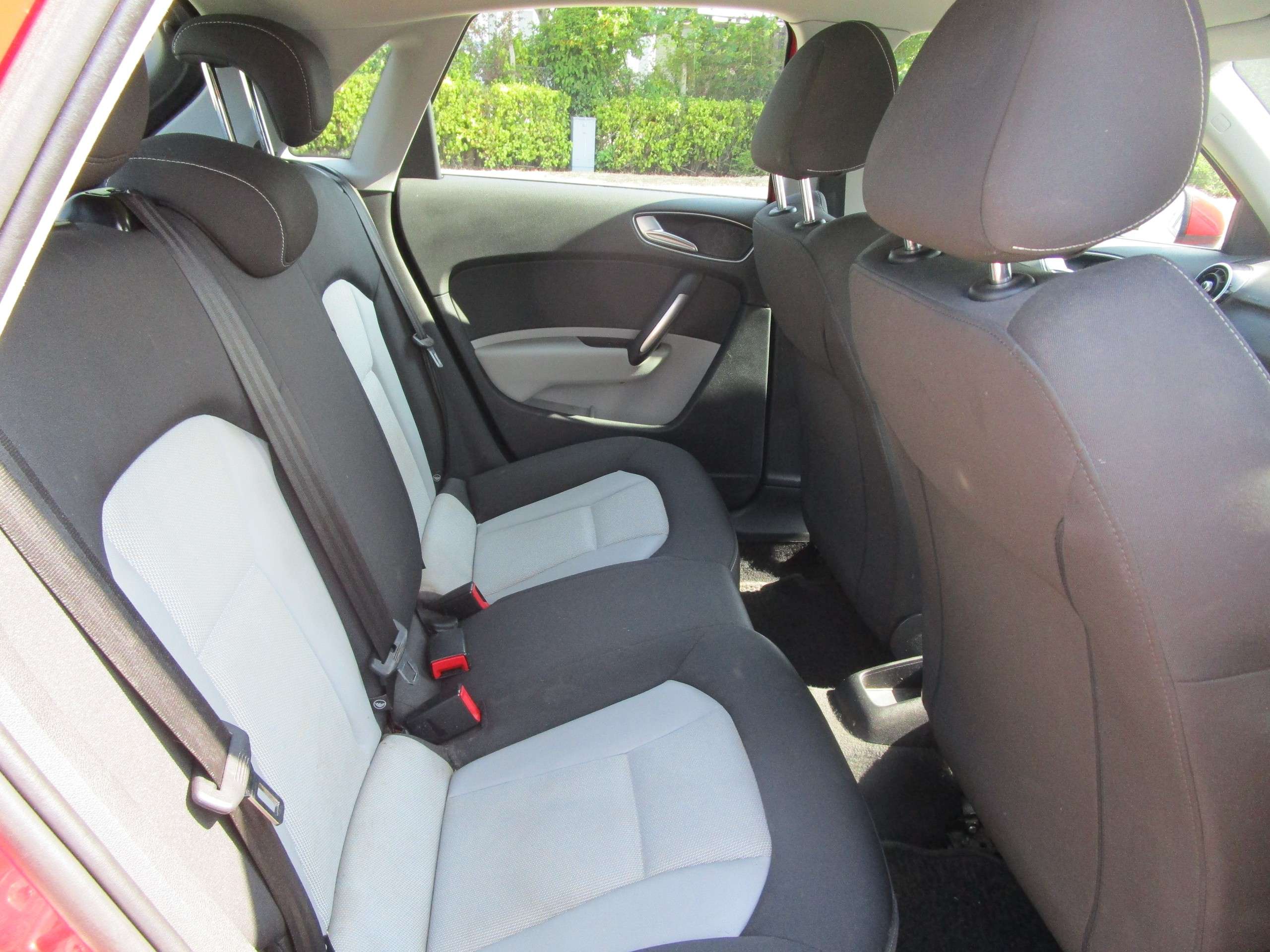2014 AUDI A1 2014 AUDI A1