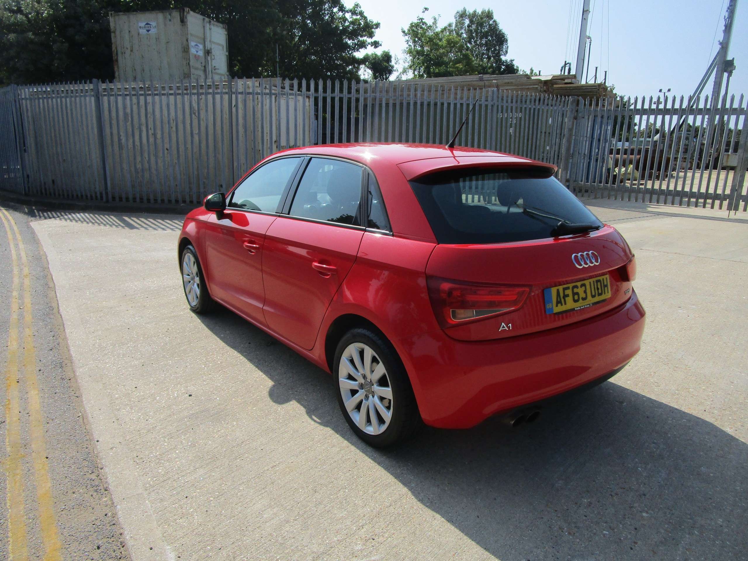 A 2014 AUDI A1 1.4 TFSI Sport Sportback 5dr Petrol Manual Euro 5 (s/s) (122 ps) A 2014 AUDI A1 1.4 TFSI Sport Sportback 5dr Petrol Manual Euro 5 (s/s) (122 ps)