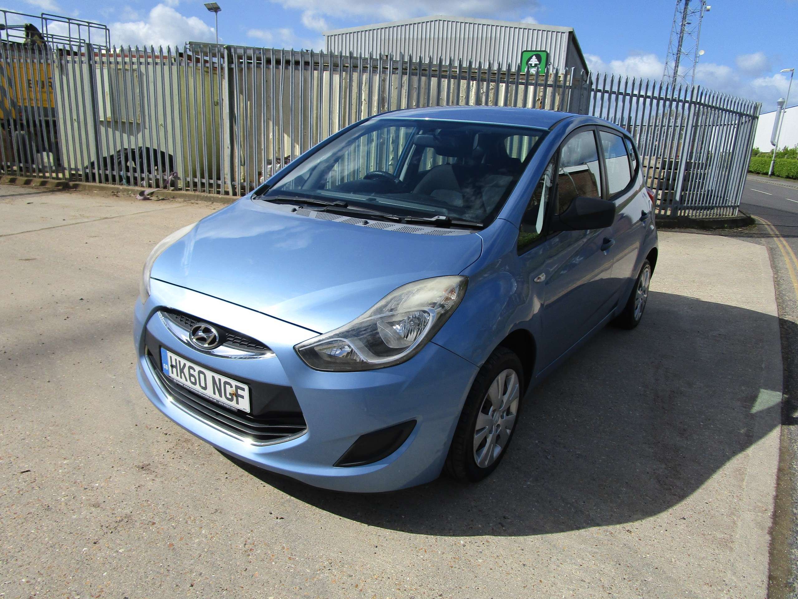 A 2011 HYUNDAI IX20 1.4 Classic Hatchback 5dr Petrol Manual Euro 5 (s/s) (90 bhp) A 2011 HYUNDAI IX20 1.4 Classic Hatchback 5dr Petrol Manual Euro 5 (s/s) (90 bhp)