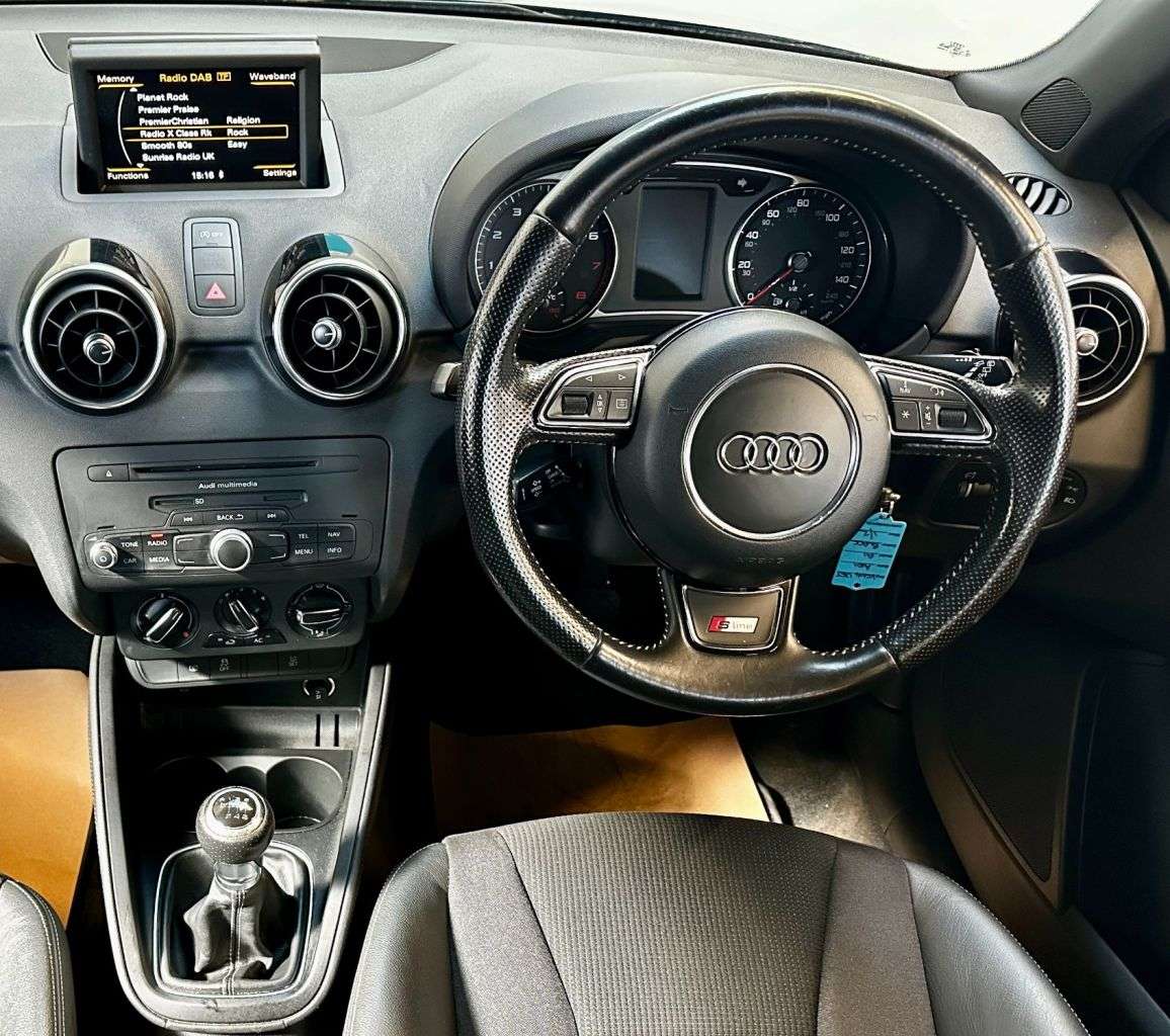 2014 AUDI A1 2014 AUDI A1