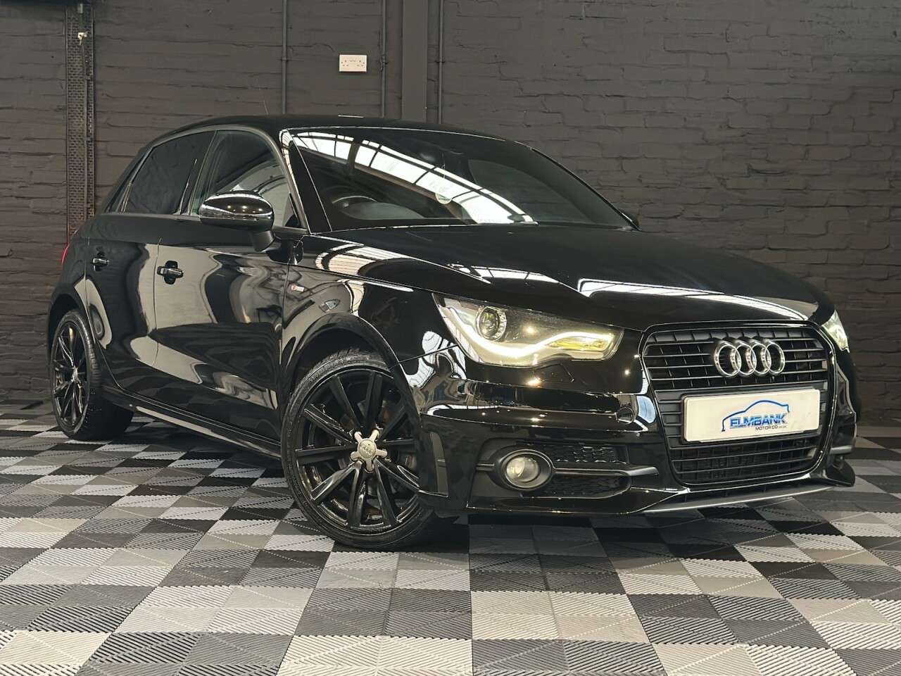 0 AUDI A1 0 AUDI A1