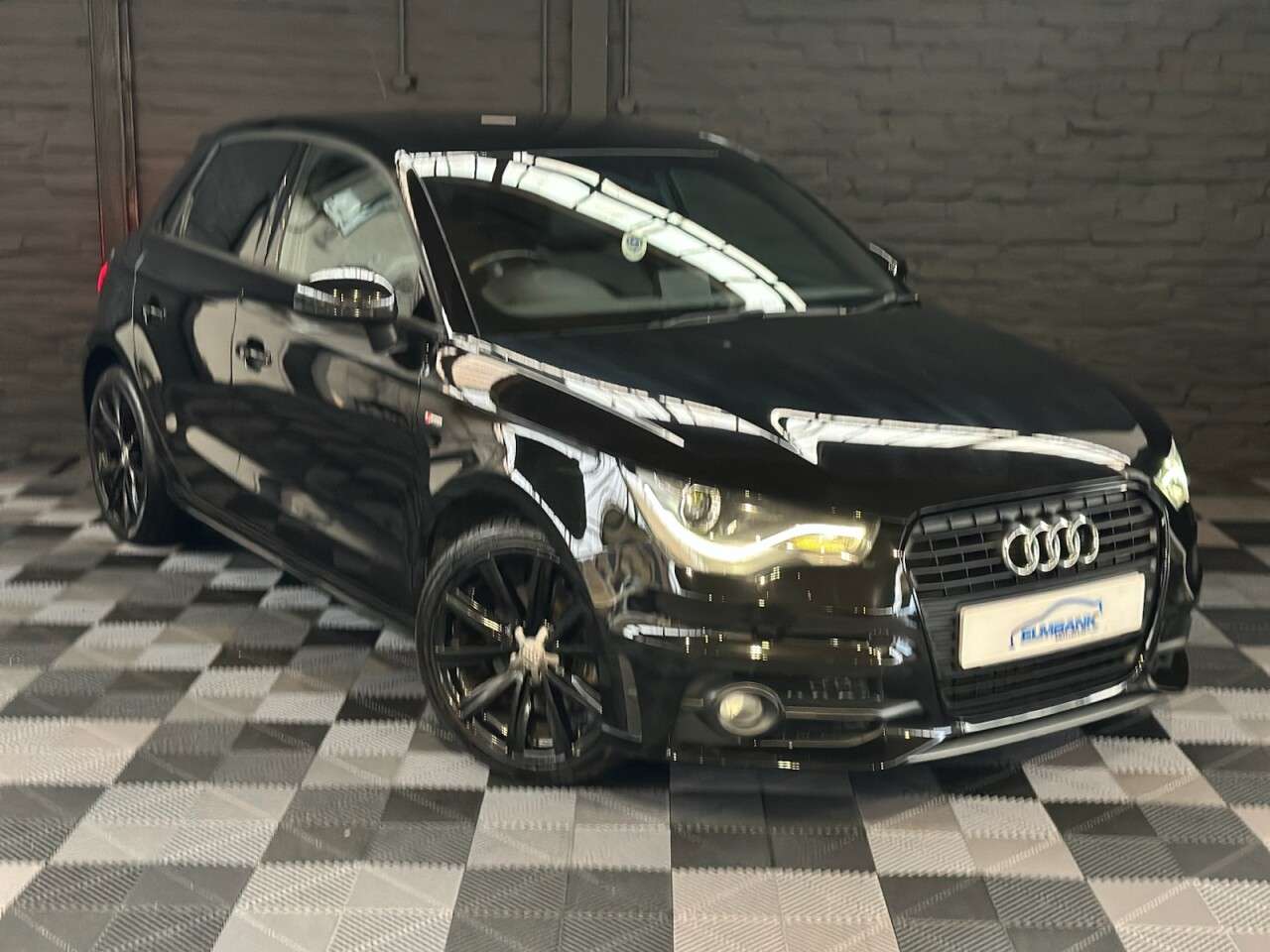0 AUDI A1 0 AUDI A1