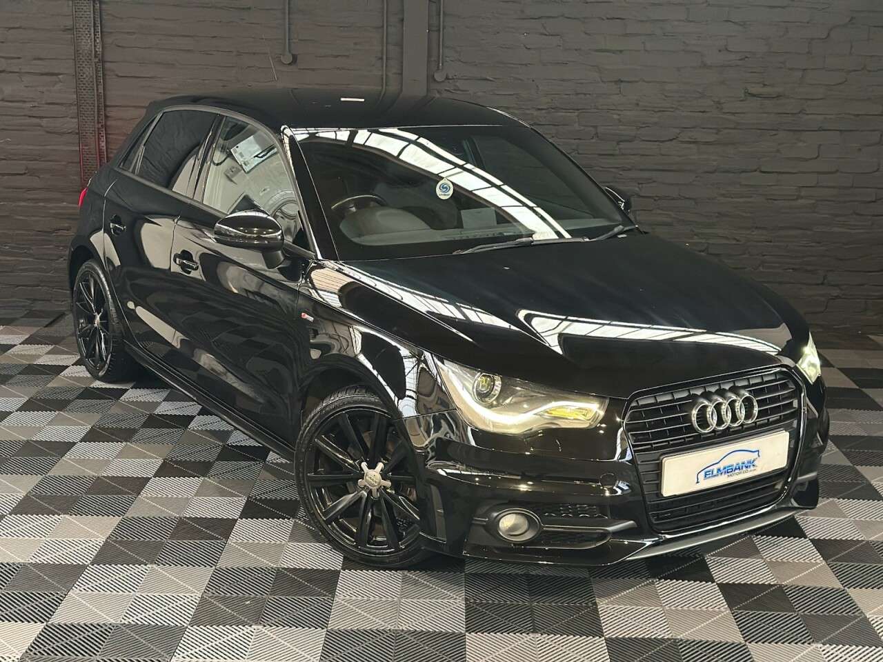 0 AUDI A1 0 AUDI A1