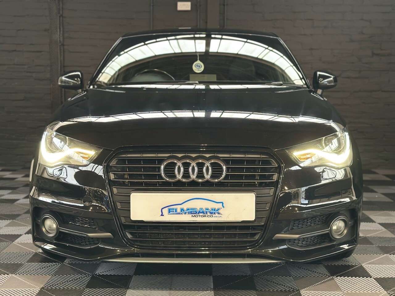 0 AUDI A1 0 AUDI A1