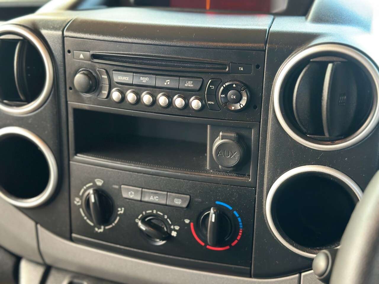 2017 PEUGEOT PARTNER TEPEE 2017 PEUGEOT PARTNER TEPEE