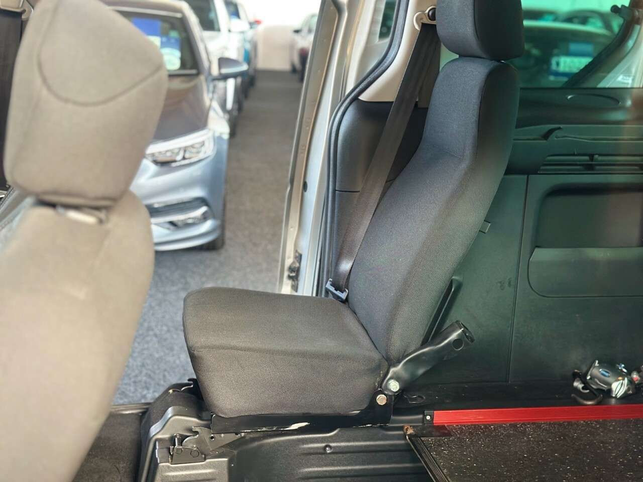 2017 PEUGEOT PARTNER TEPEE 2017 PEUGEOT PARTNER TEPEE